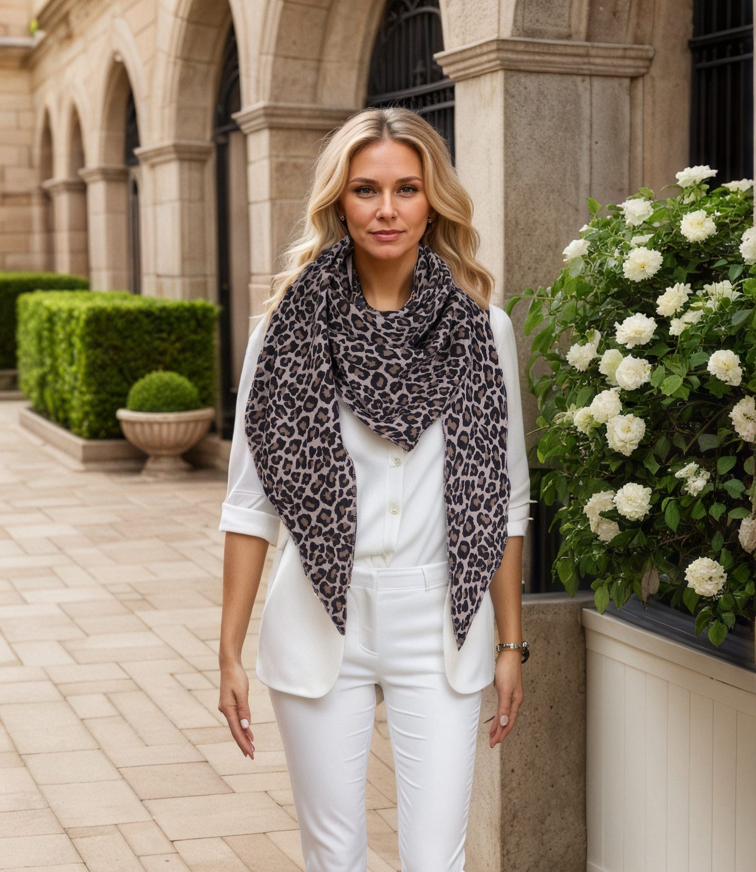 MIRROSI Dreieckstuch Aus Musellin Dreiecksschal ca.195x80 cm, Made in Italy, (leicht, ideal für das ganze Jahr, 100% Baumwolle), in tollen Farben (Leo Muster)