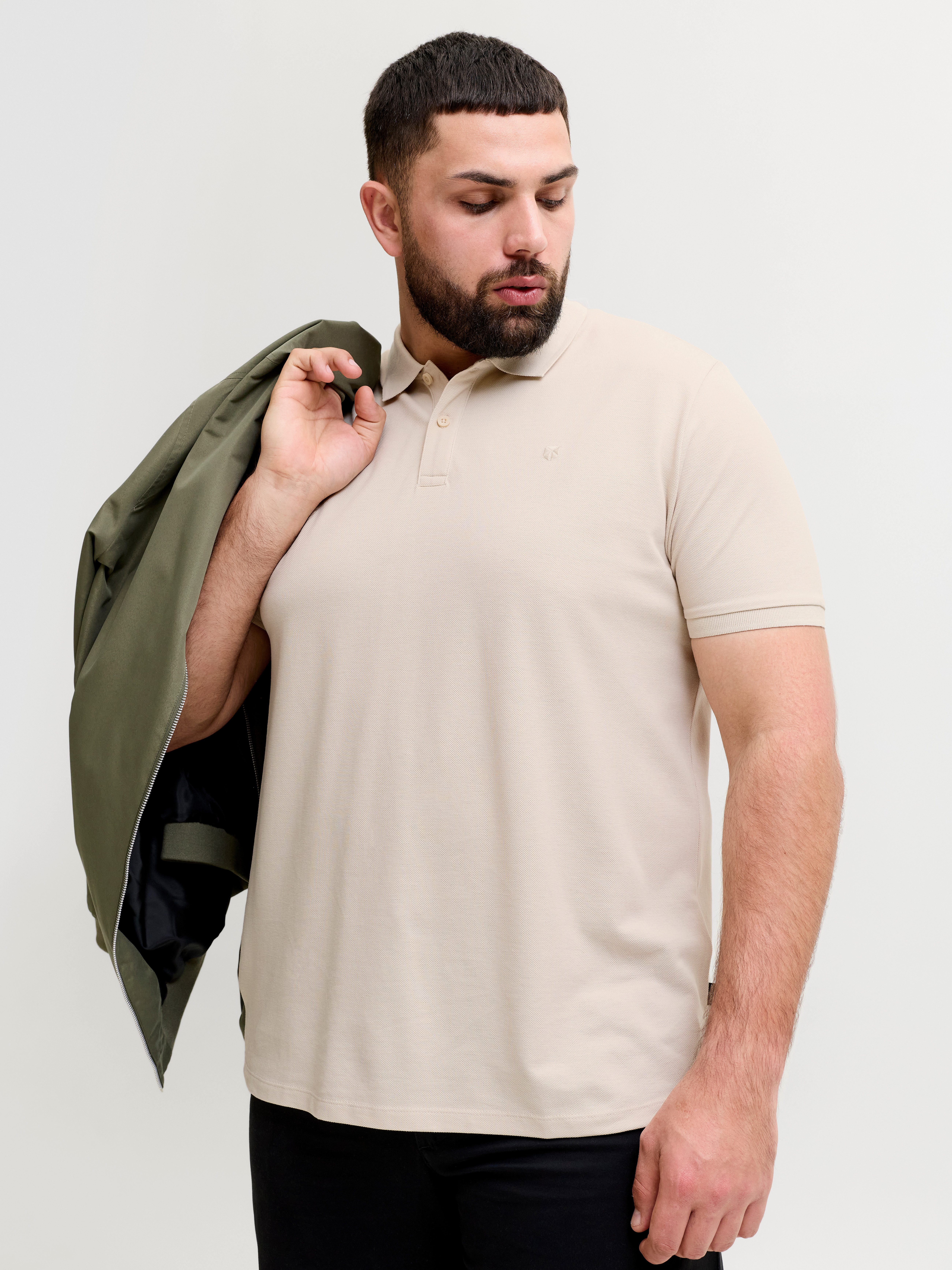 Jack & Jones PlusSize Poloshirt JPRBLAWESTON SS POLO PLS mit Stickerei – Bild 2 von 5