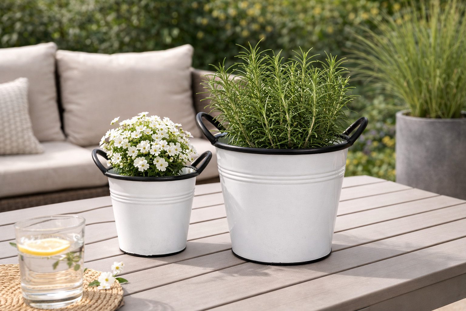 finehomegarden Blumentopf Pflanztopf Weiß-Schwarz mit Griffen Metall Blumentopf Ø16cm H13cm (1 St), Ø18cm H15cm Moderner Übertopf für Innen & Außen Deko 2Größen – Bild 5 von 5