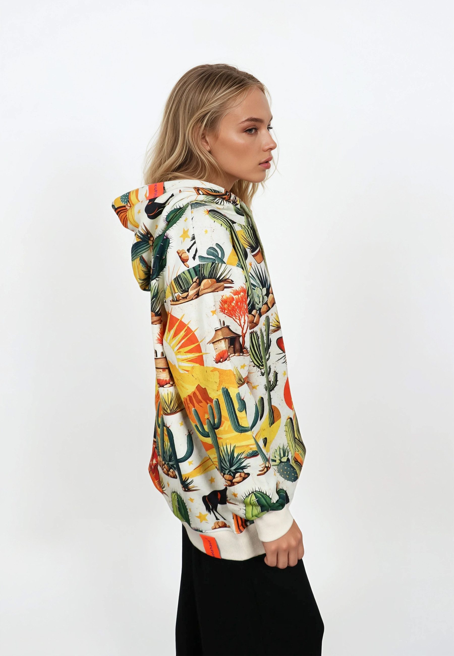 salzhaut Hoodie VULLTREFFER Damen Oversized salzhaut Kapuzenpullover – bequemer Fit und nordisch klares Design – Bild 4 von 5