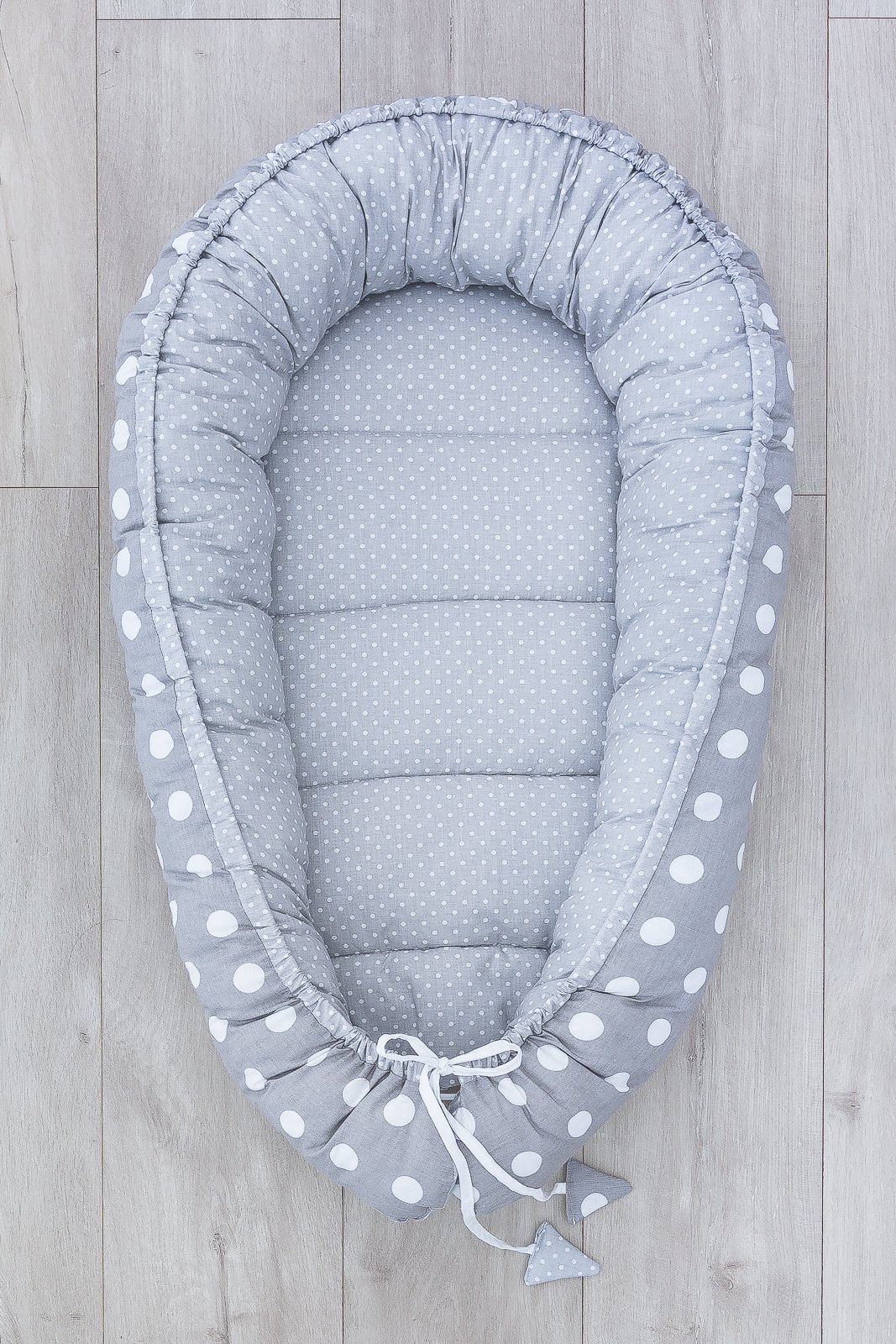 Loolay Bettnestchen Punkte/ Mini Pünktchen GRAU BAUMWOLLE Nestchen SETS, (SOLO oder im SETS, Neugeborene Babyaustattung Geschenk Reisebett Kuschelnest), 100% Europäische Stoffe und Kleinserien-Nähen!