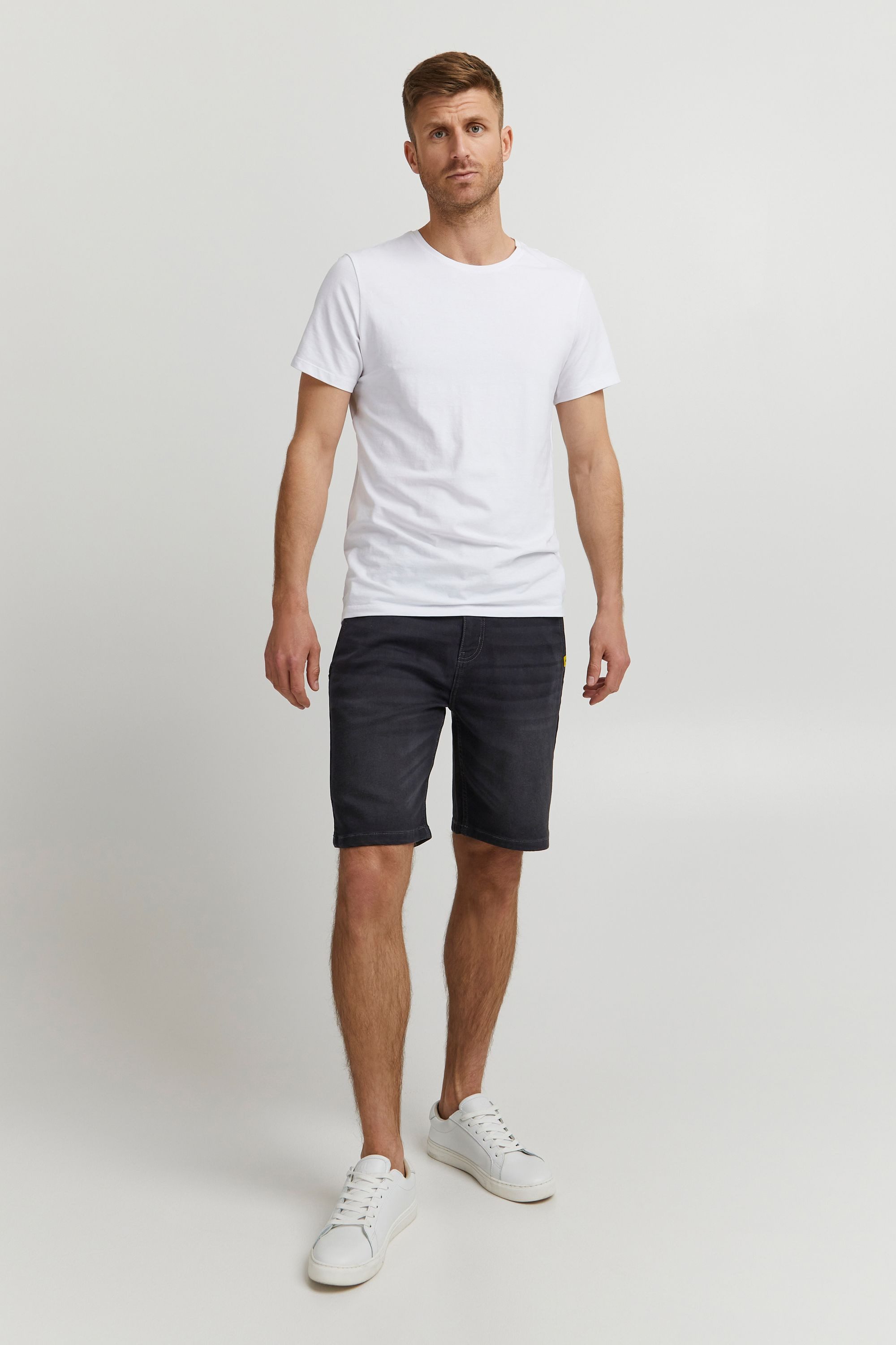 Indicode Jeansshorts IDGodo Modische Short