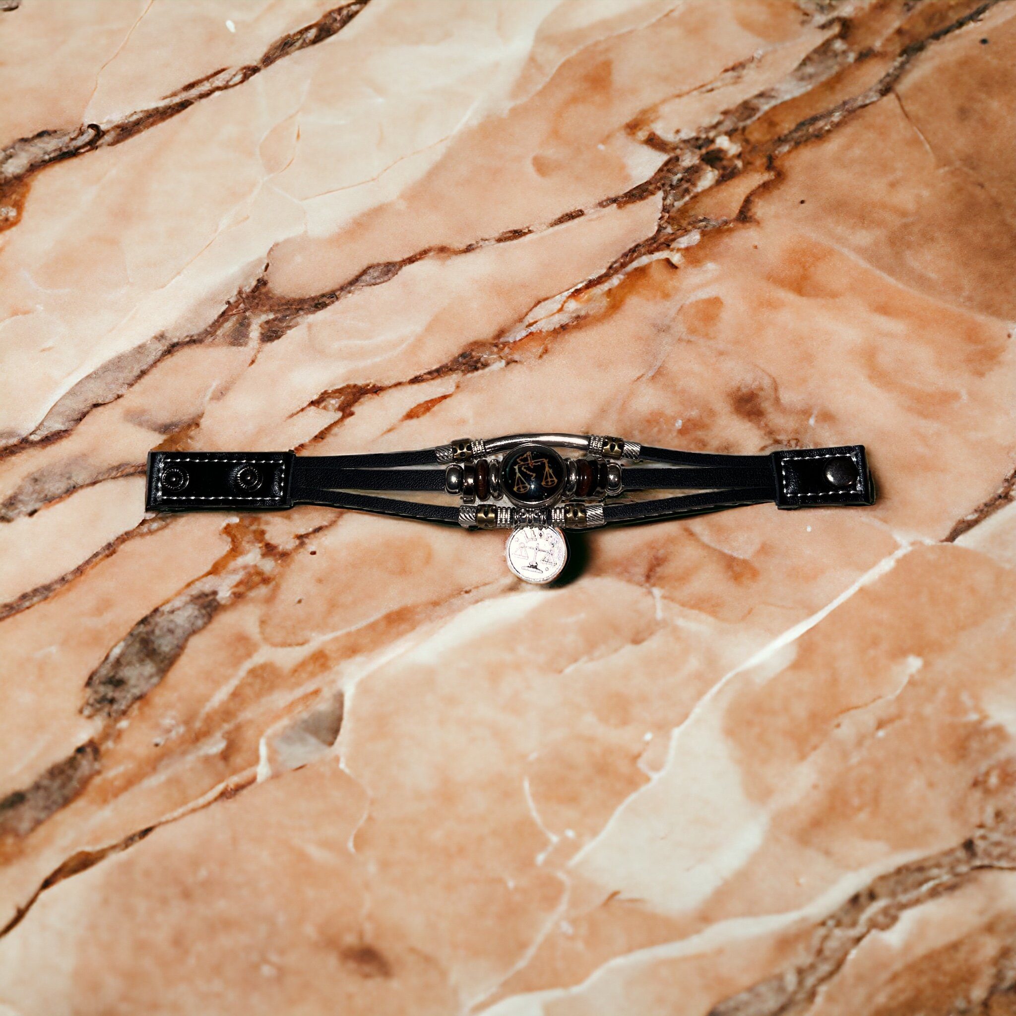 Stelby Armband mit Gravur Armband Sternzeichen Waage mit 3D Gravur im Glas günstig online kaufen