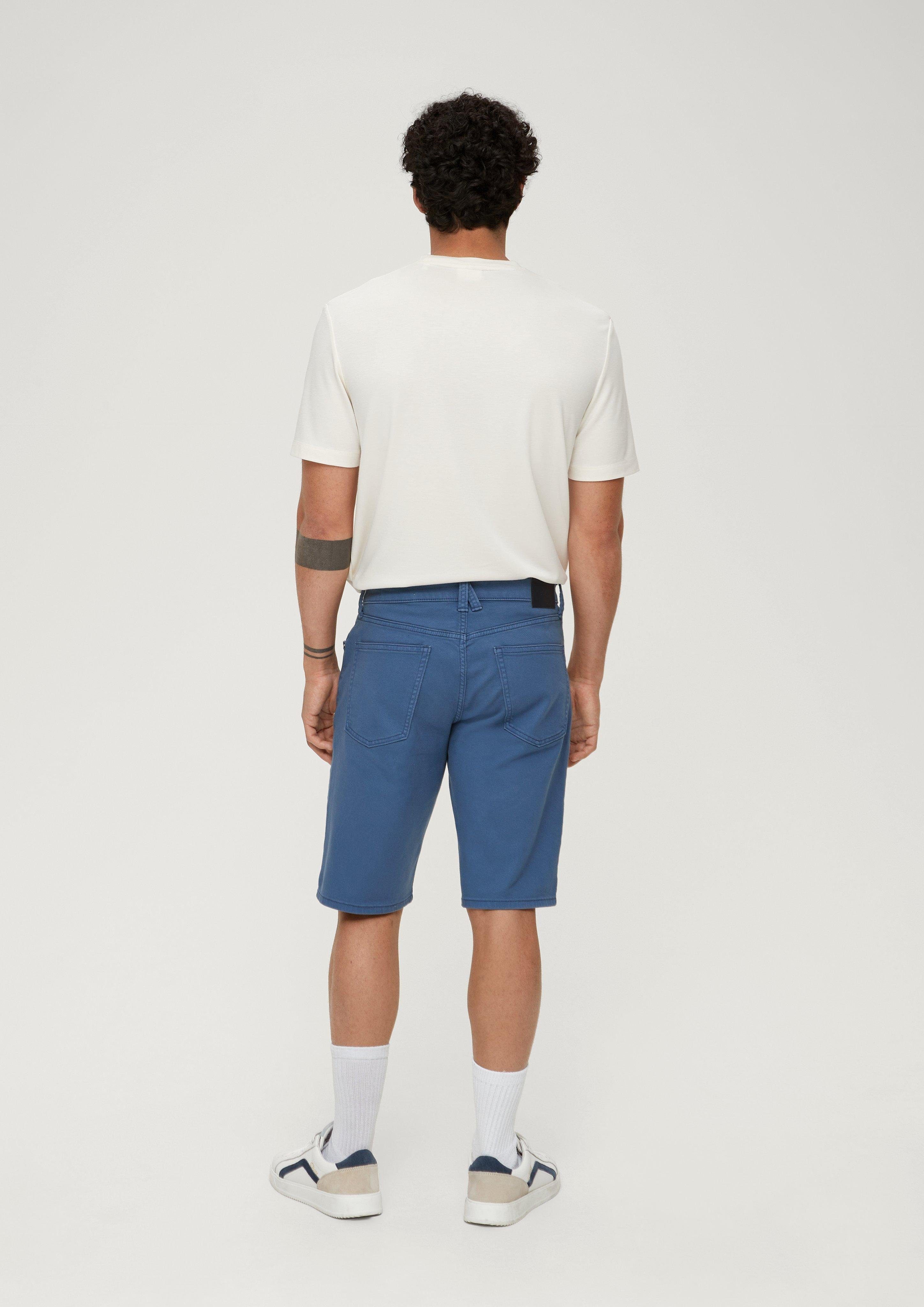 Straight Fit High Leg / s.Oliver Jeansshorts Jeans-Shorts / blau Label-Patch Regular / Rise