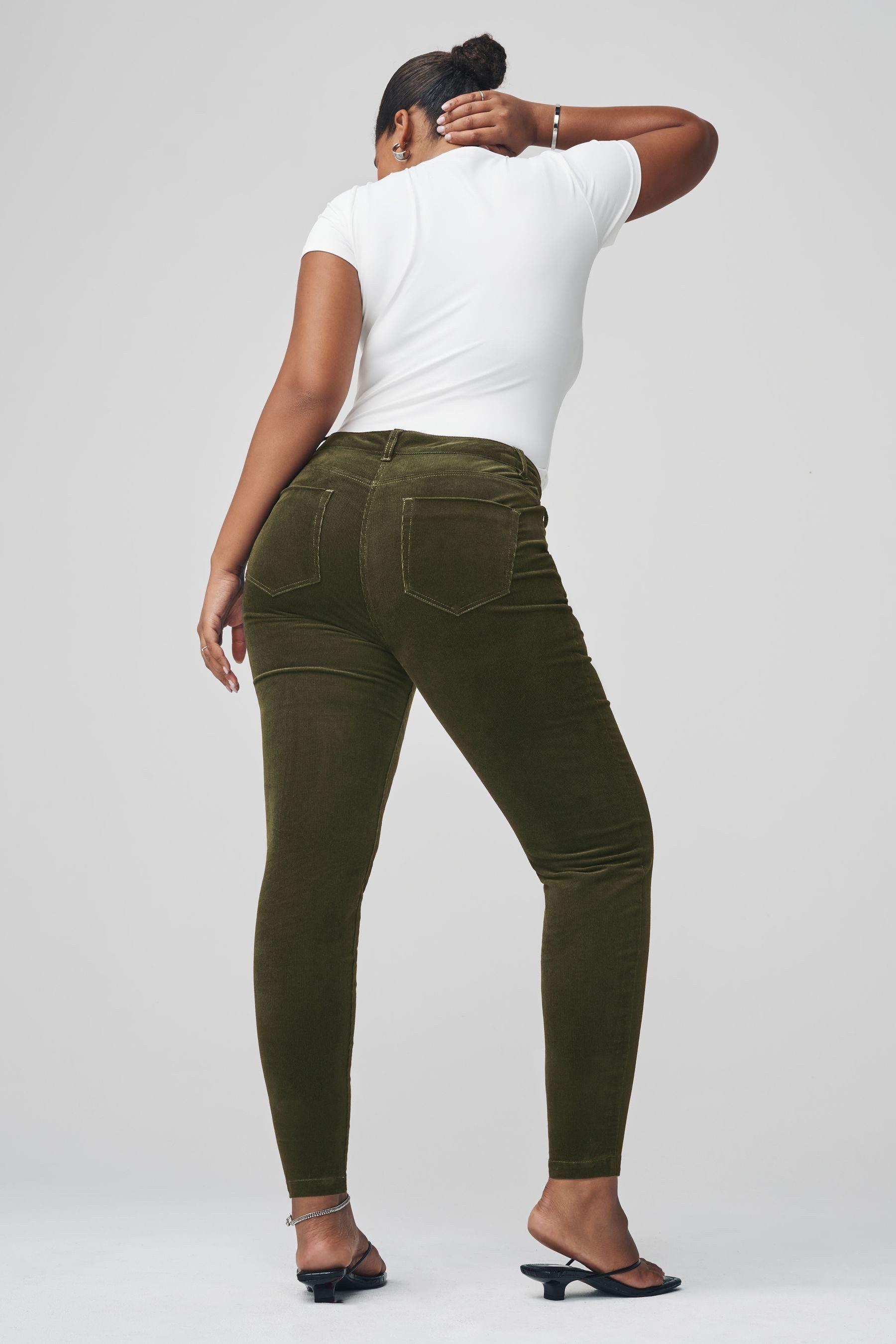 Next Skihose Skinny Fit Cordhose in Sanduhrenform (1-tlg)