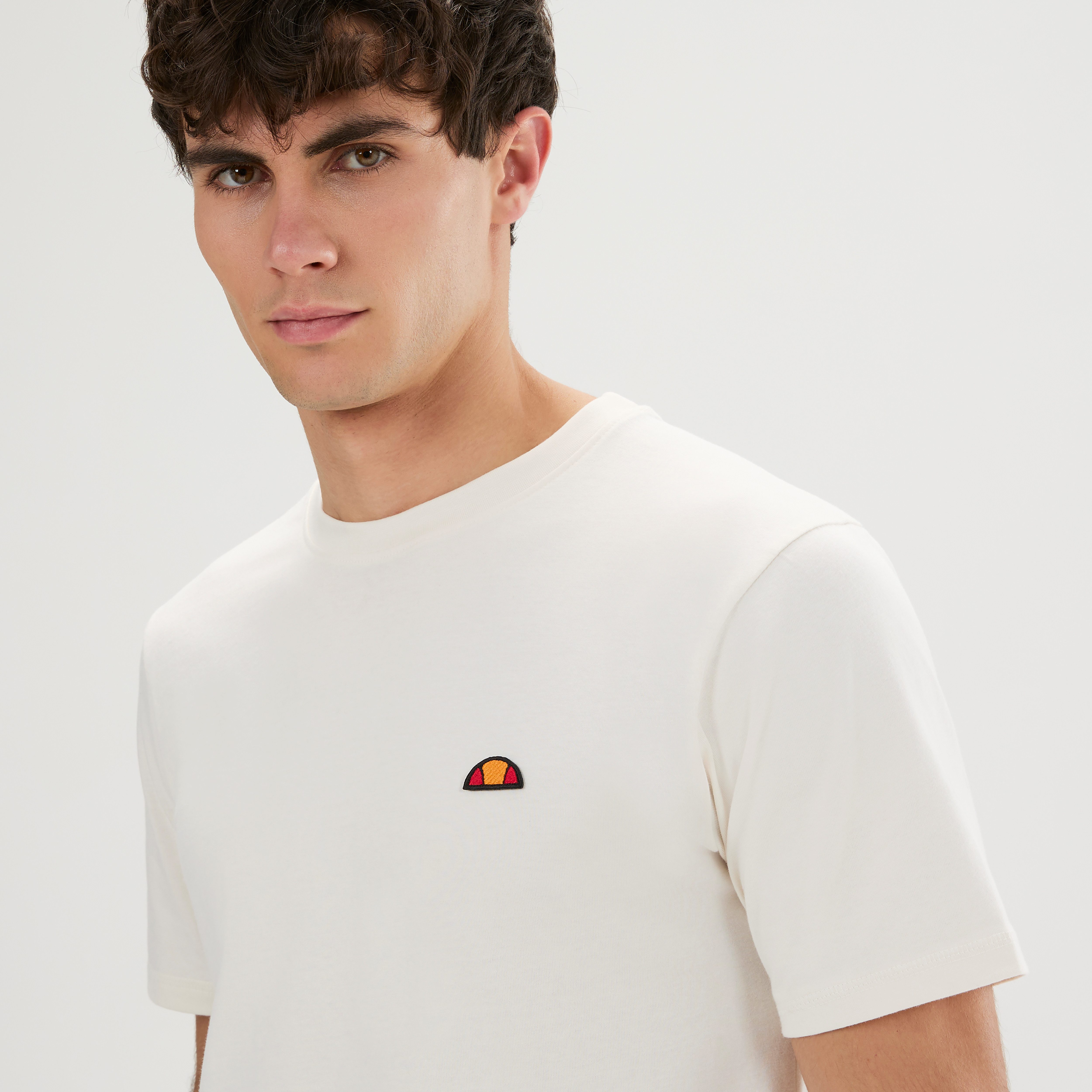 Ellesse T-Shirt CASSICA TEE aus Baumwolle, bequemer Schnitt, für Erwachsene, auch in großen Größen