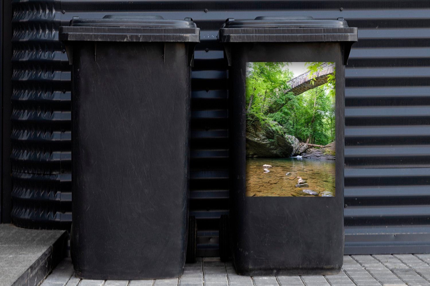(1 St), Container, einer in Wandsticker Bach Mülleimer-aufkleber, Brücke Sticker, MuchoWow Mülltonne, Pennsylvania unter Abfalbehälter