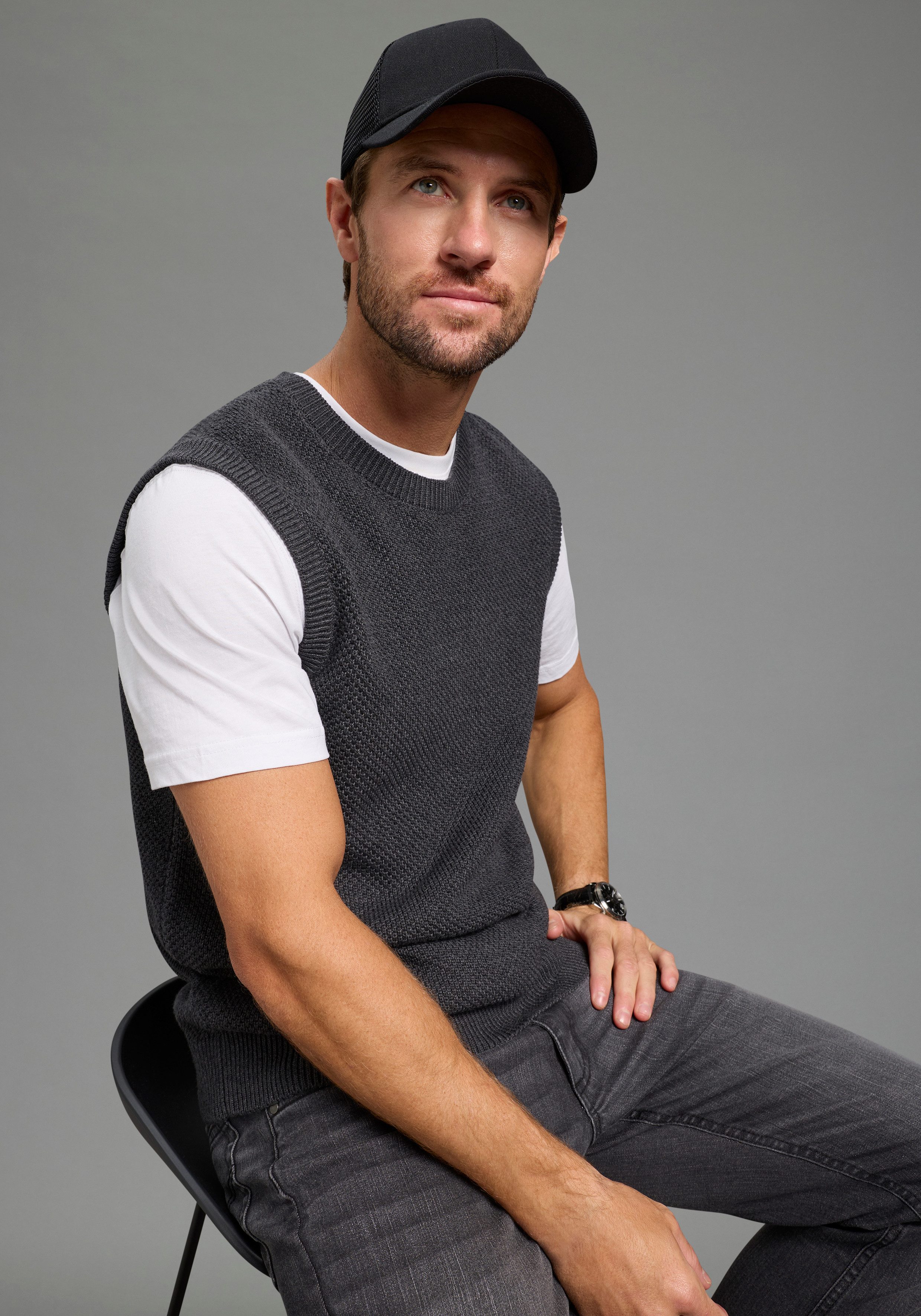 Man's World Pullunder Neue Kollektion! Highlight mit Struktur! aus Baumwolle, mit Rundhalsausschnitt, Regular Fit