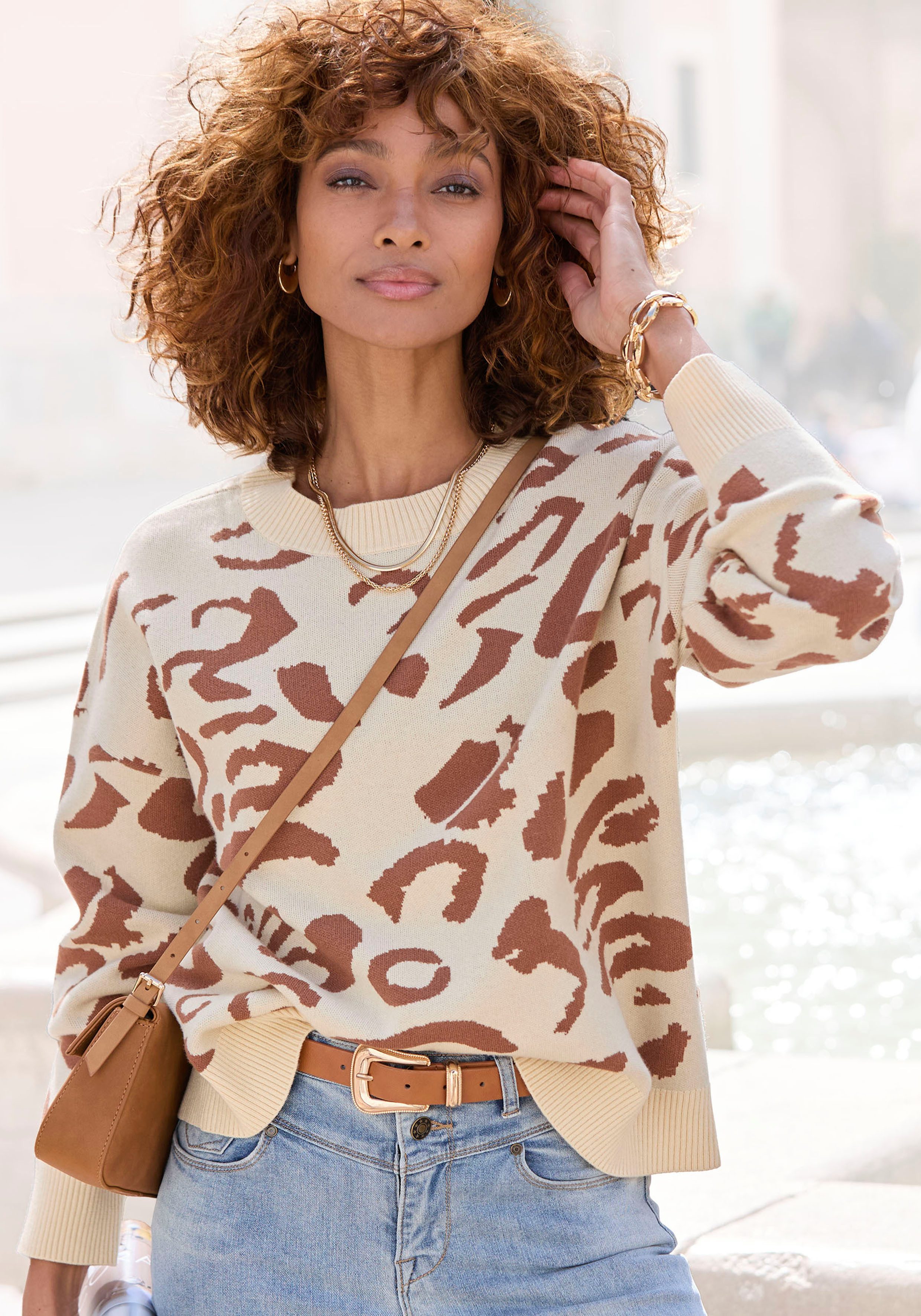 LASCANA Jacquardpullover mit Leomuster, Strickpullover, Animalprint, günstig online kaufen