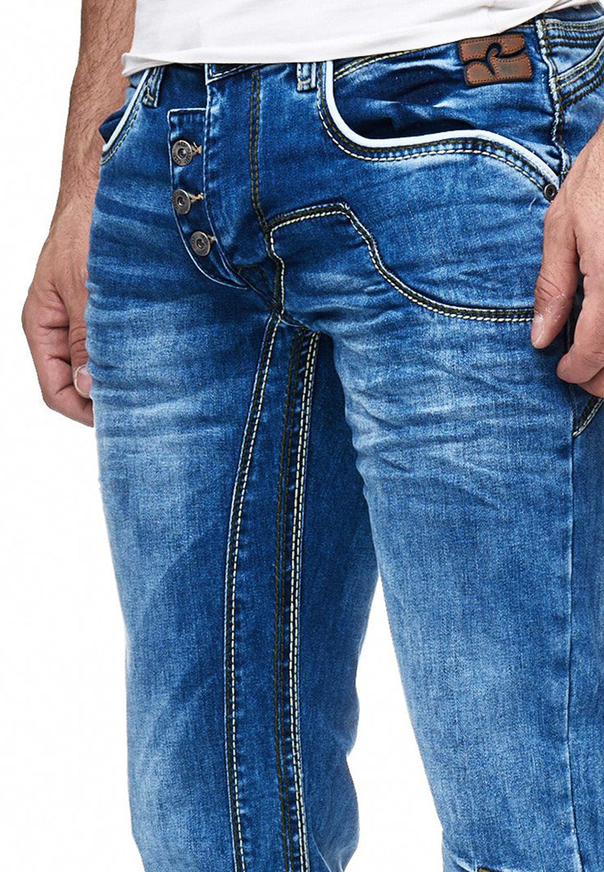 30 Ziernähten angesagten Rusty Straight-Jeans mit RUBEN Neal