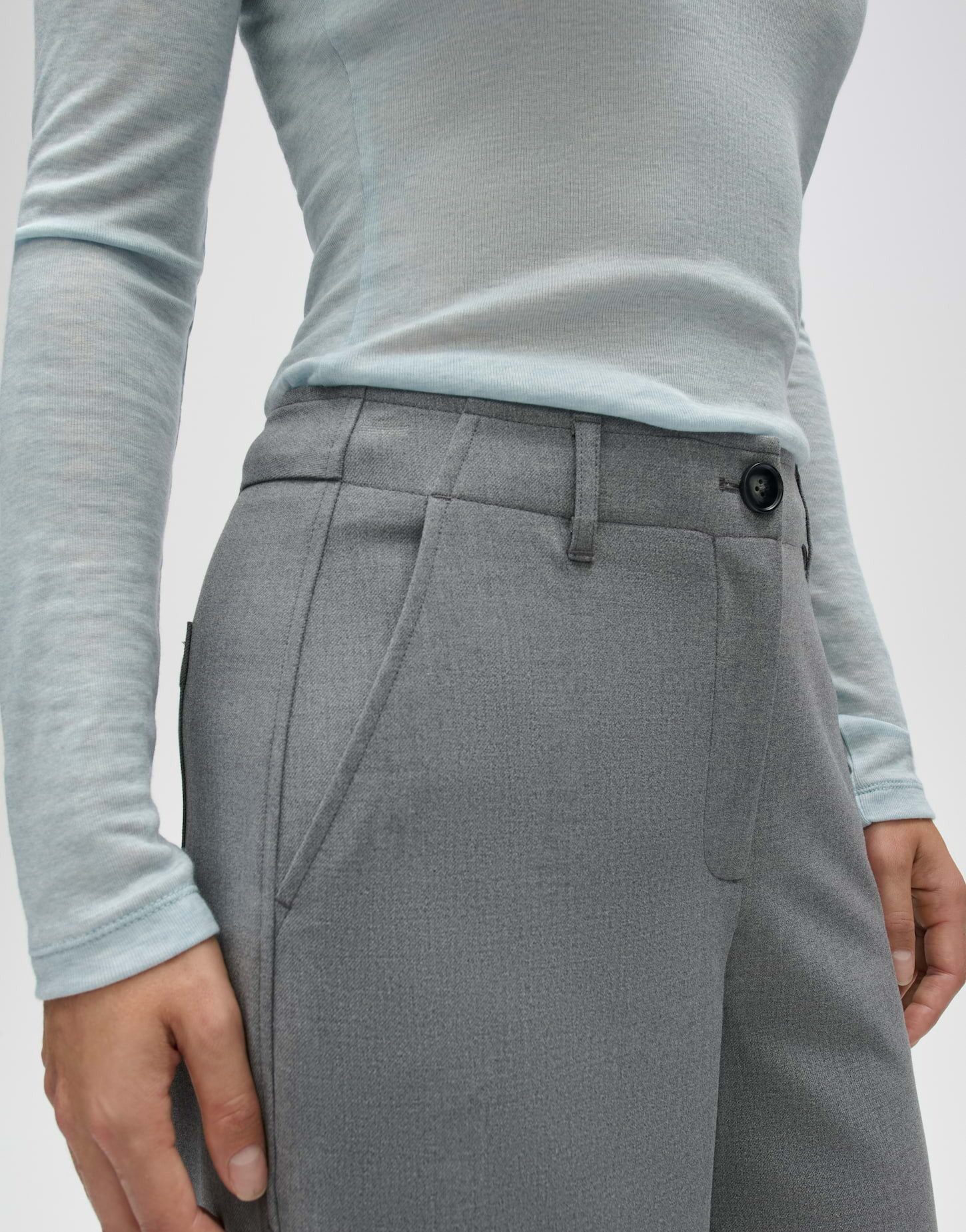 OPUS Stoffhose Myha horizon aus Webware mit ovaler Passform Ovale Barrel-Silhouette mit weich fließendem Fall und Seiteneinsatz – Bild 4 von 5