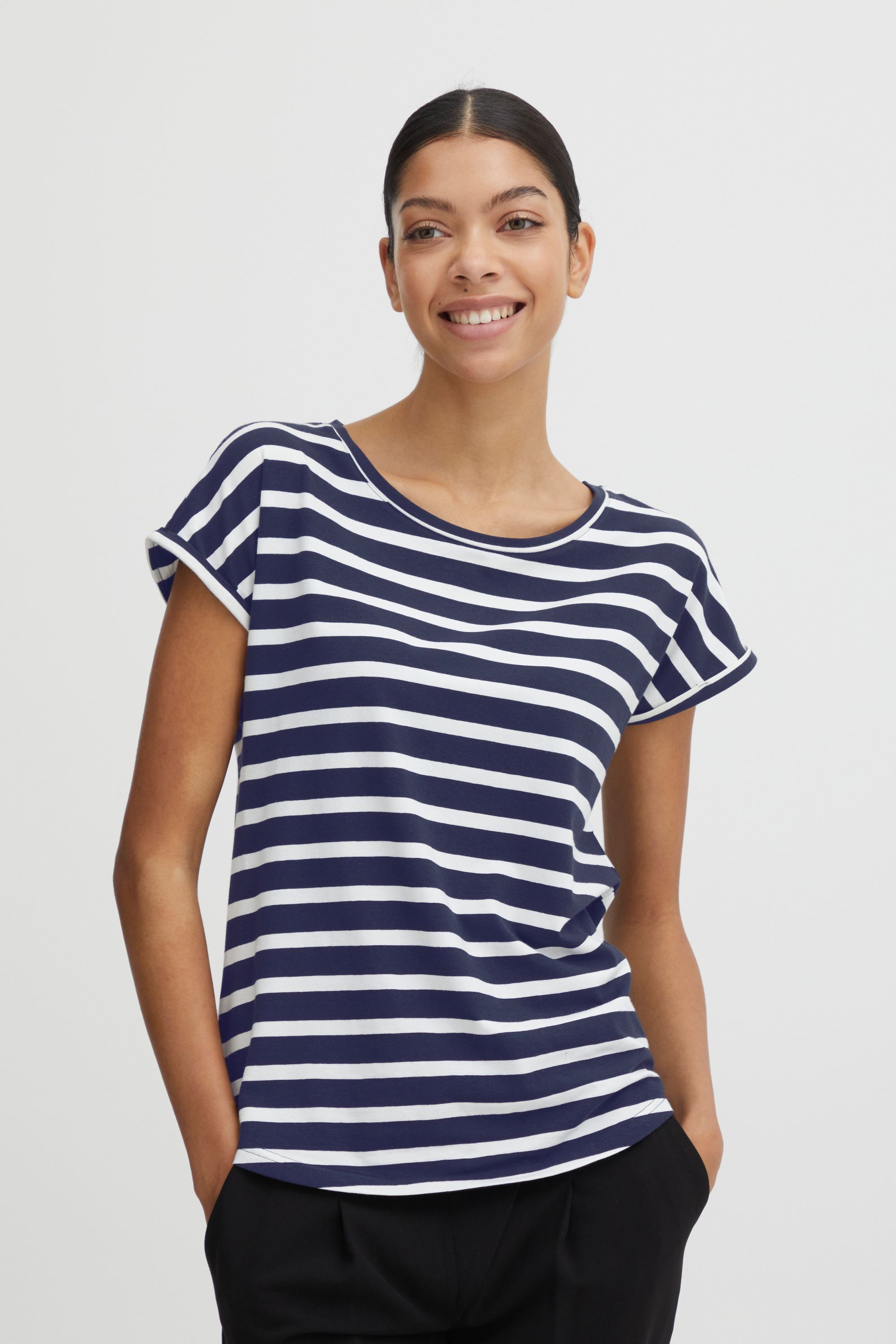 T-Shirt BYPAMILA