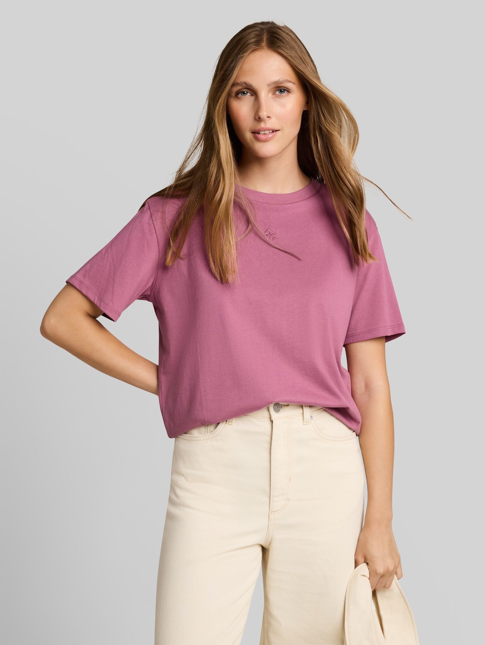 TOM TAILOR Denim T-Shirt T-Shirt (im Einserpack) Boxy Fit T-Shirt mit Stickerei