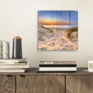 MuchoWow Acrylglasbild Düne - Sonnenuntergang - Horizont - Strand - Gras, (1 St), Glasbilder - Bilder auf Glas Wandbild - Foto auf Glas - Wanddekoration