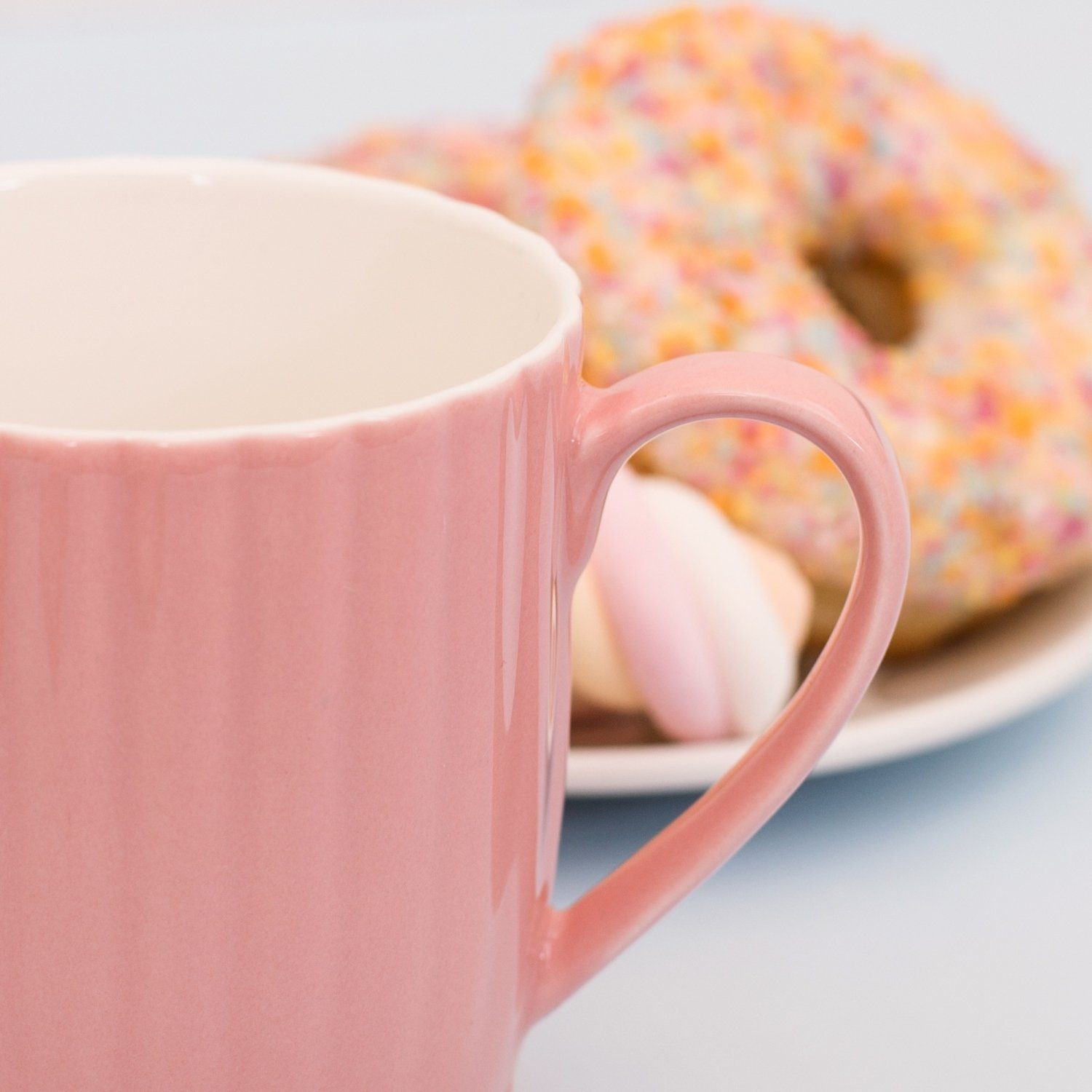 Geschenkset Up - Cupcake, Thumbs - Home Keramik, Tasse Socke Pusheen mit Pink Tasse