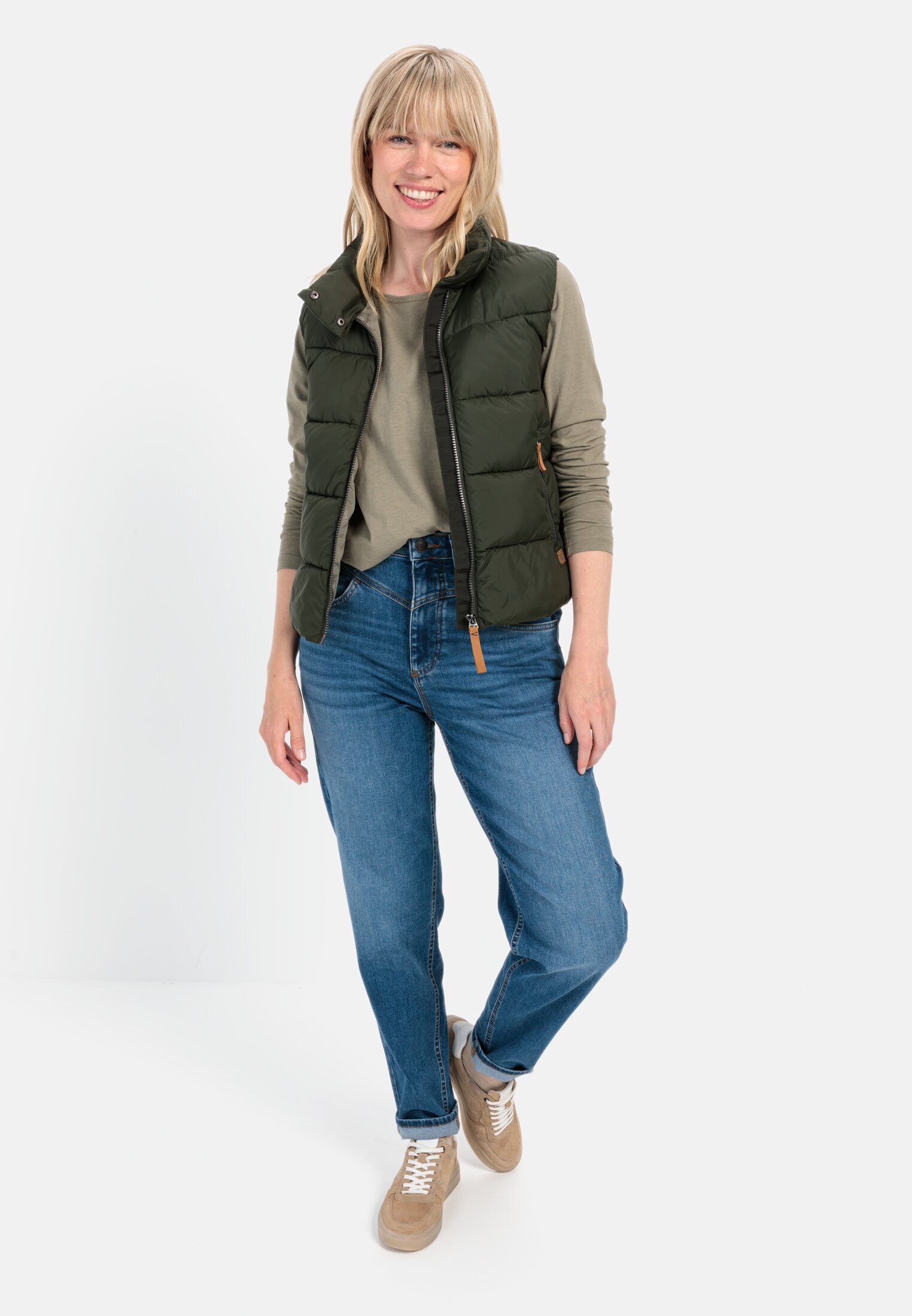 camel active Steppweste aus recyceltem Polyester ärmellos Stehkragen mit Stehkragen