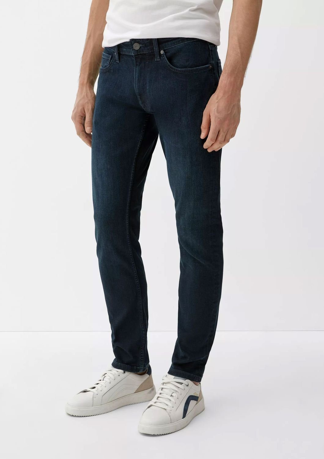 s.Oliver Slim-fit-Jeans KEITH Slim Fit, Bundhöhe: Medium rise, Beinverlauf: Straight Leg Dunkelblau