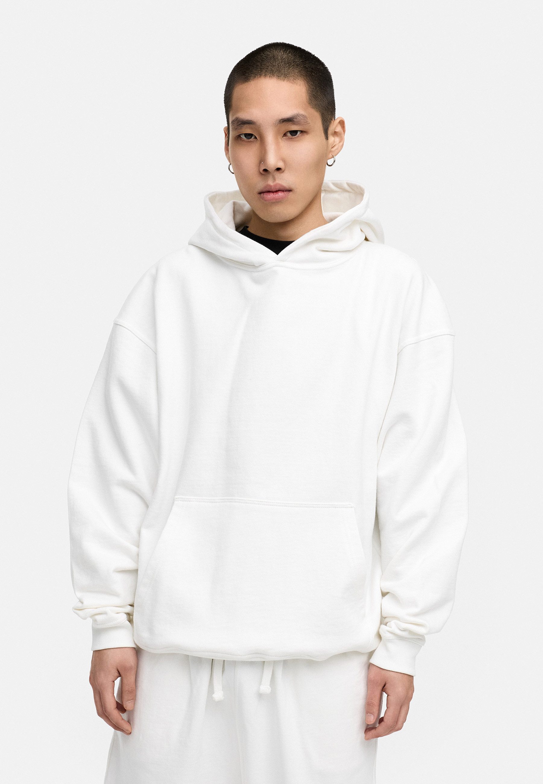 BEHYPE STUDIOS Hoodie IM OVERSIZE FIT günstig online kaufen