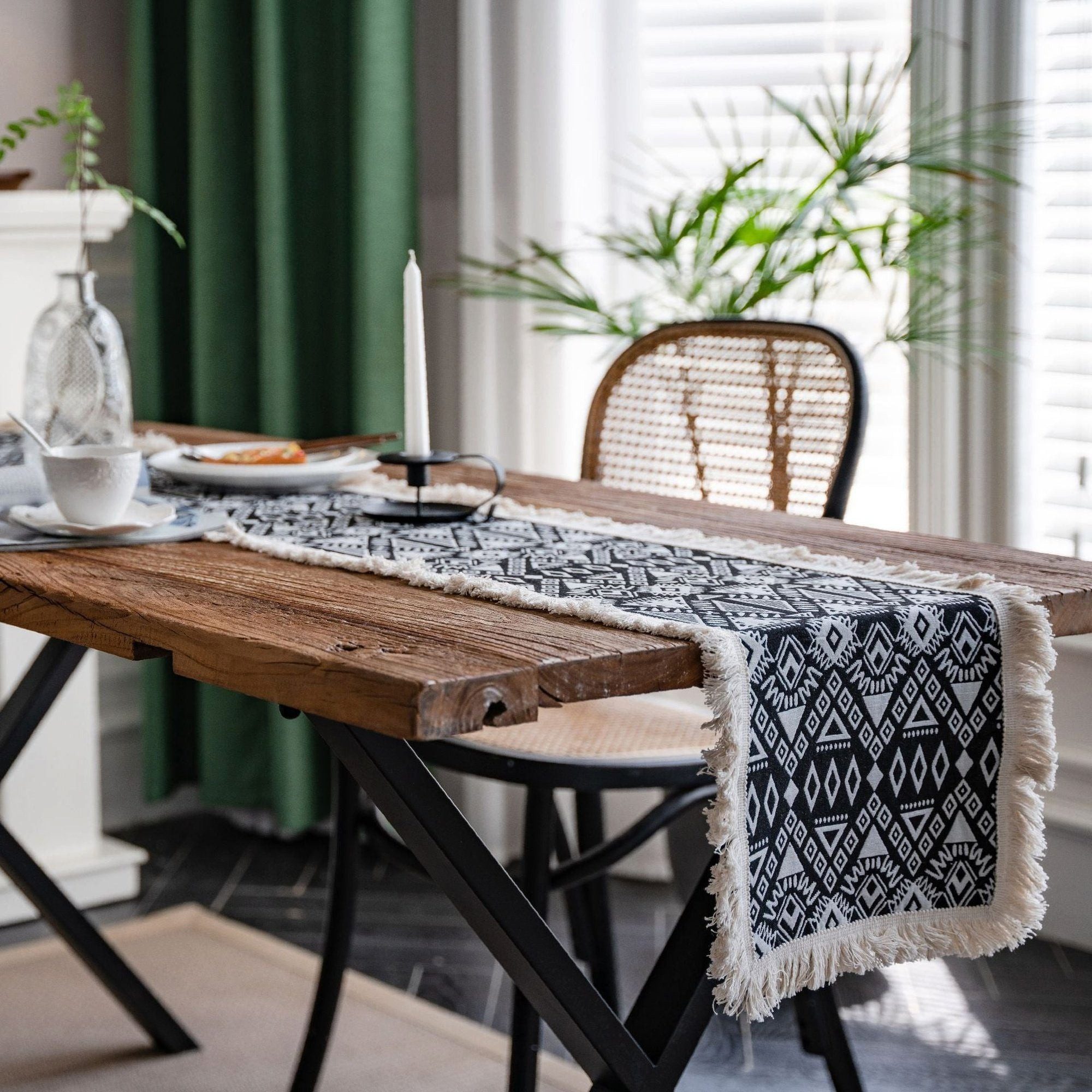 AUKUU Tischläufer Tischläufer Tischläufer schwarz weiß geometrisch Jacquard, Quaste Party Dekoration dekorative Eingangsabdeckung