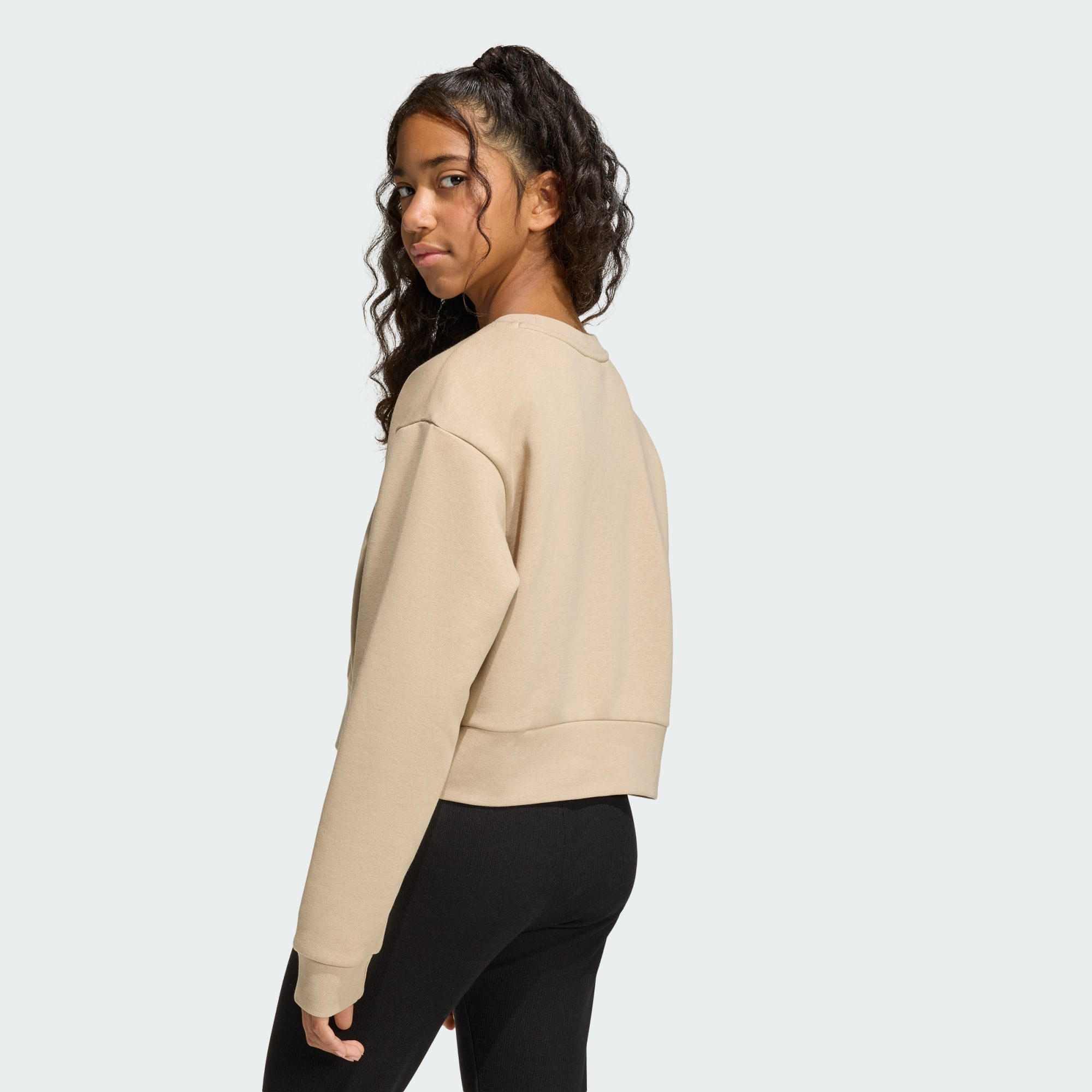 adidas Originals Sweatshirt BOXY CREW SWEATSHIRT (1-tlg)