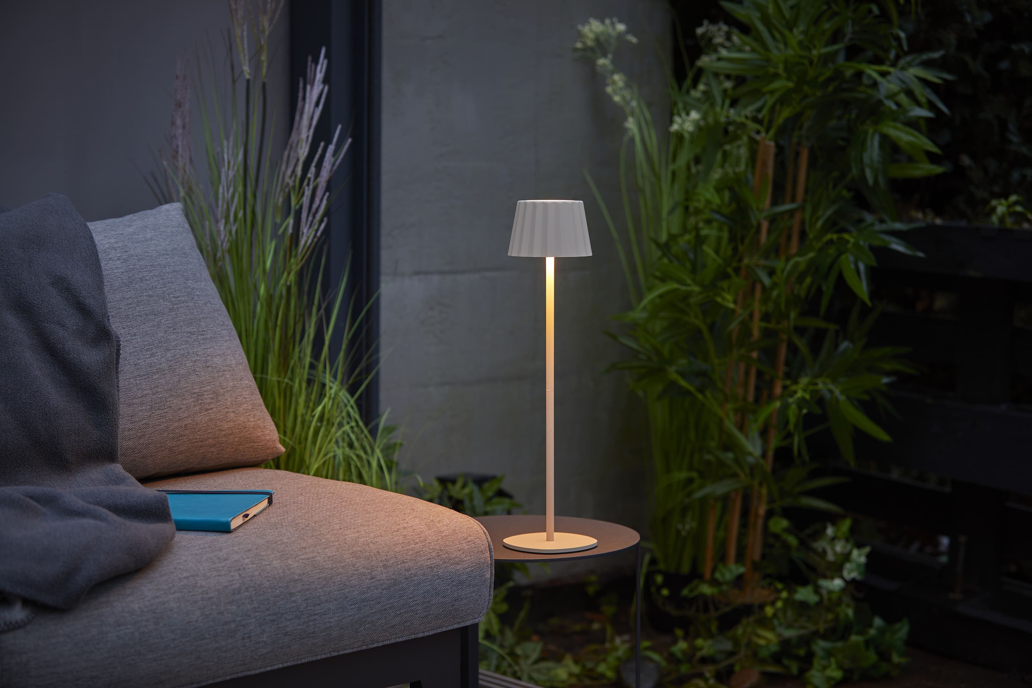 Northpoint LED Tischleuchte 3in1 Flaschenleuchte warmweiß günstig online kaufen
