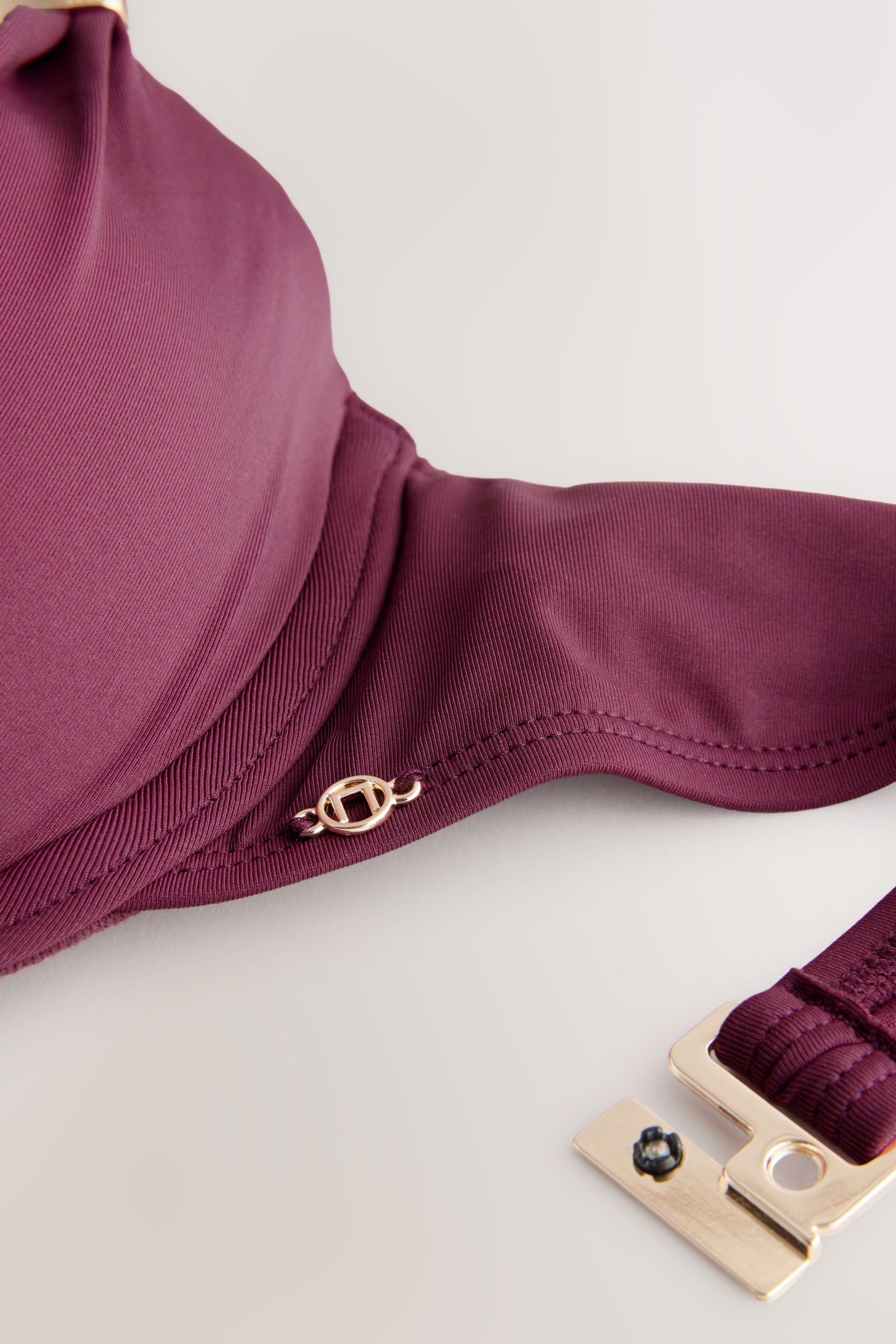 Next Bügel-Tankini-Top Wattiertes, formendes Bikinioberteil mit Bügel (1-St)