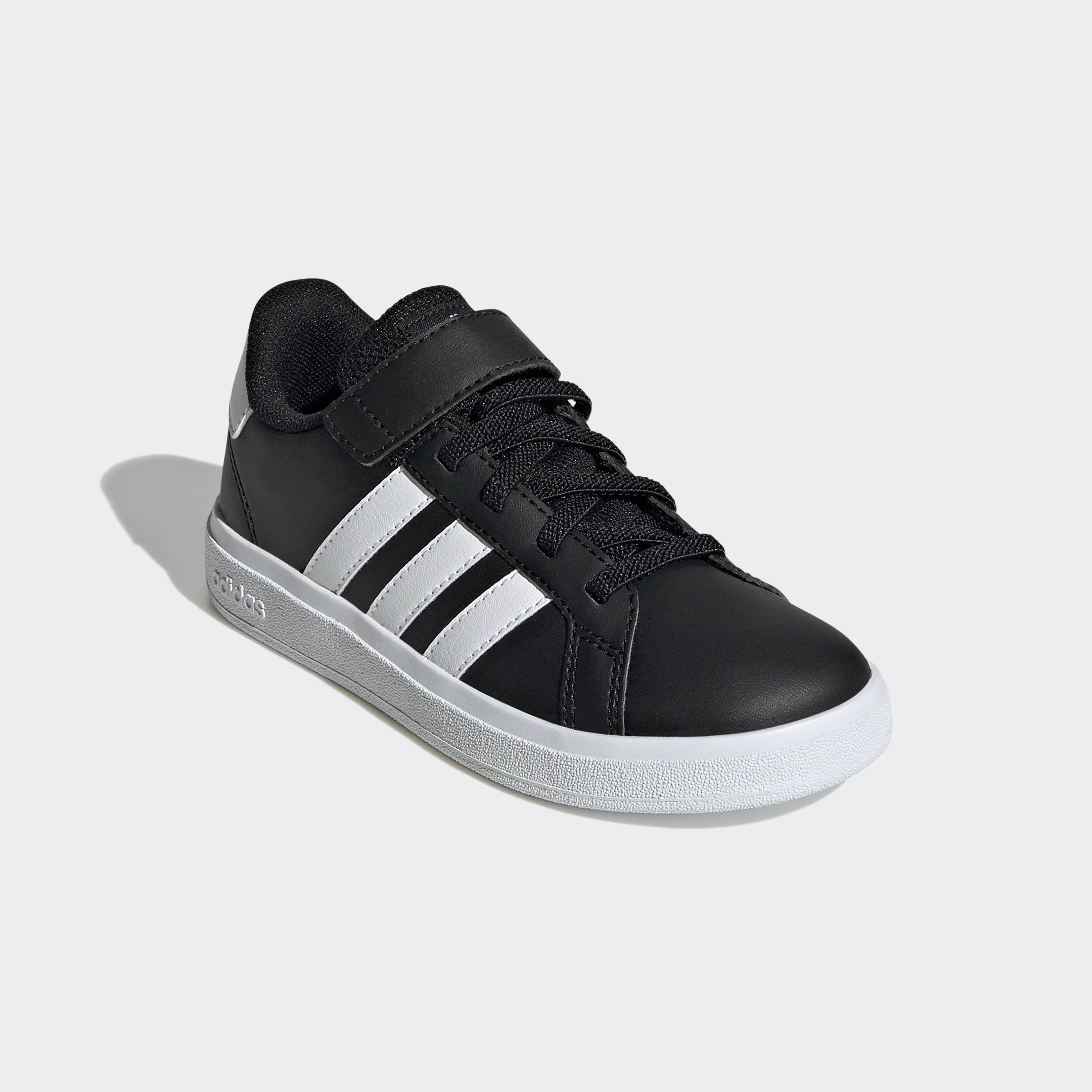 White ELASTIC Sportswear Black STRAP / / GRAND adidas TOP Spuren AND Superstar Black auf Cloud des den adidas Sneaker COURT Core COURT Core LACE Design