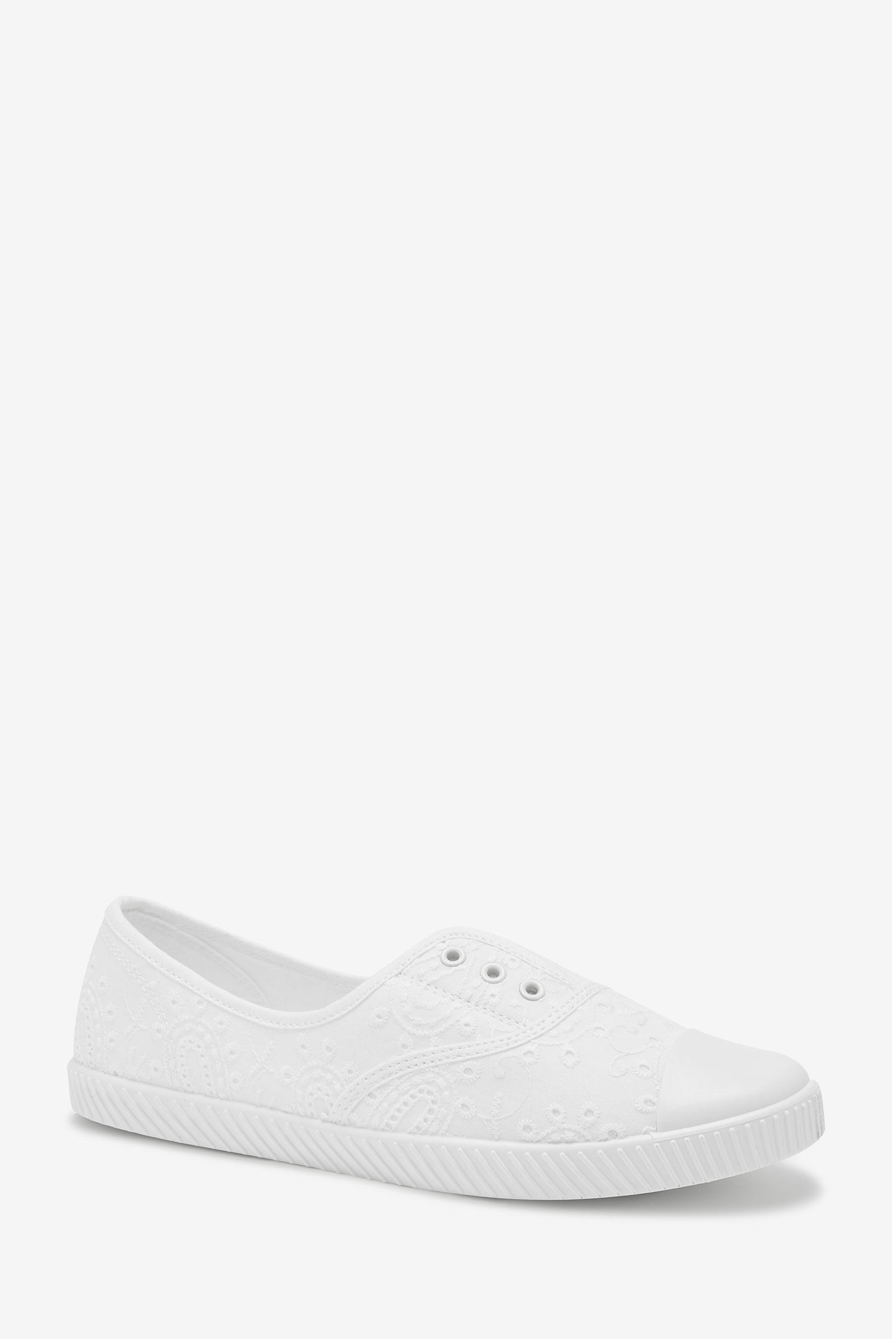 Next White Sneaker (1-tlg) mit Schuhe Lochmuster Slip-On