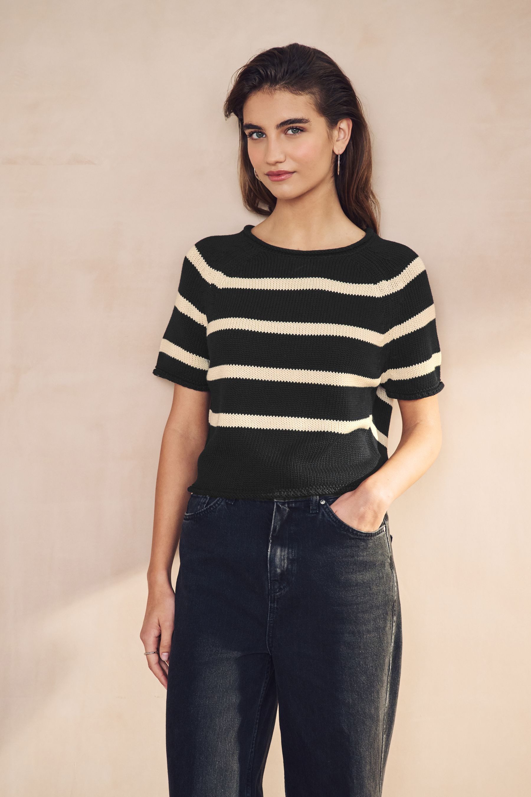 Next Kurzarmpullover Strick-T-Shirt aus 100 % Baumwolle mit Rollsaum (1-tlg)