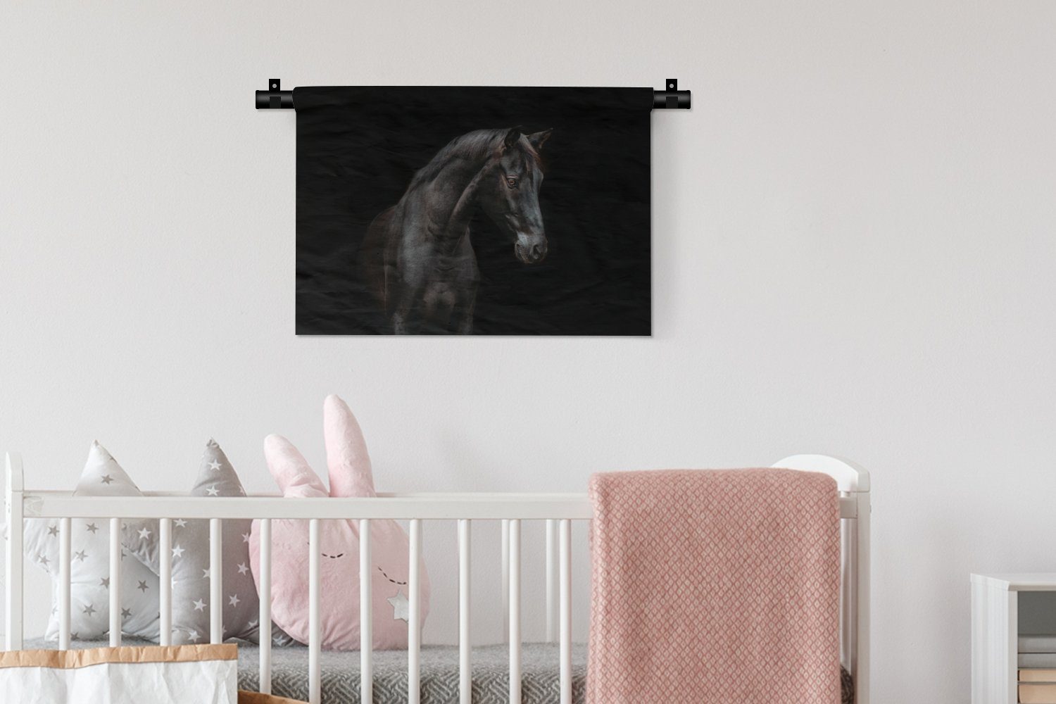 - Wohnzimmer, - - Kinderzimmer Wandbehang, MuchoWow Schwarz Tiere Wanddekoobjekt Pferd Kleid, Wanddeko Schlafzimmer, für Porträt,