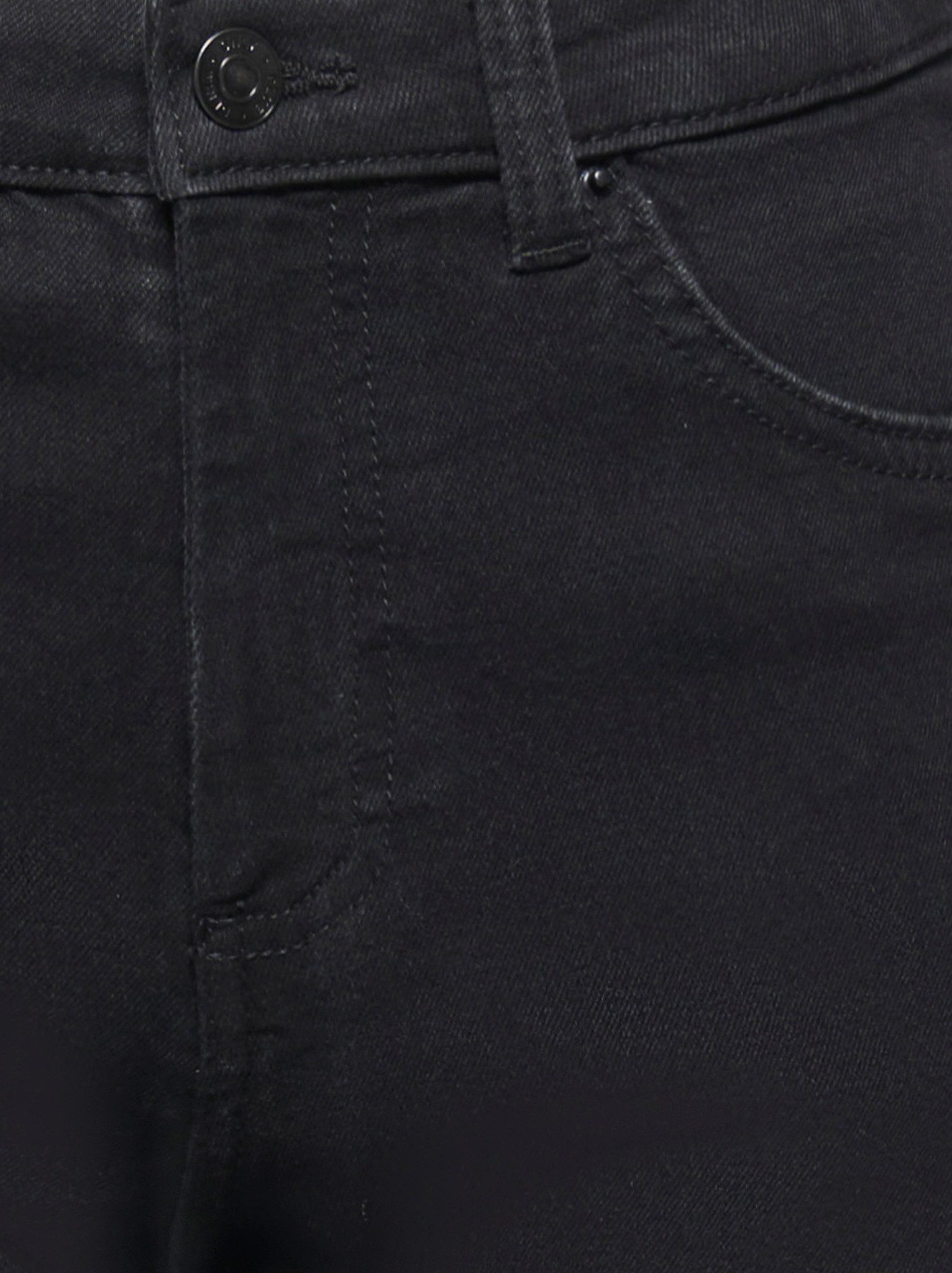 ONLY Jeansshorts ONLLAURA HW FOLD UP SHORT BOX DNM Baumwoll-Denim mit Stretch, regular fit, high waist