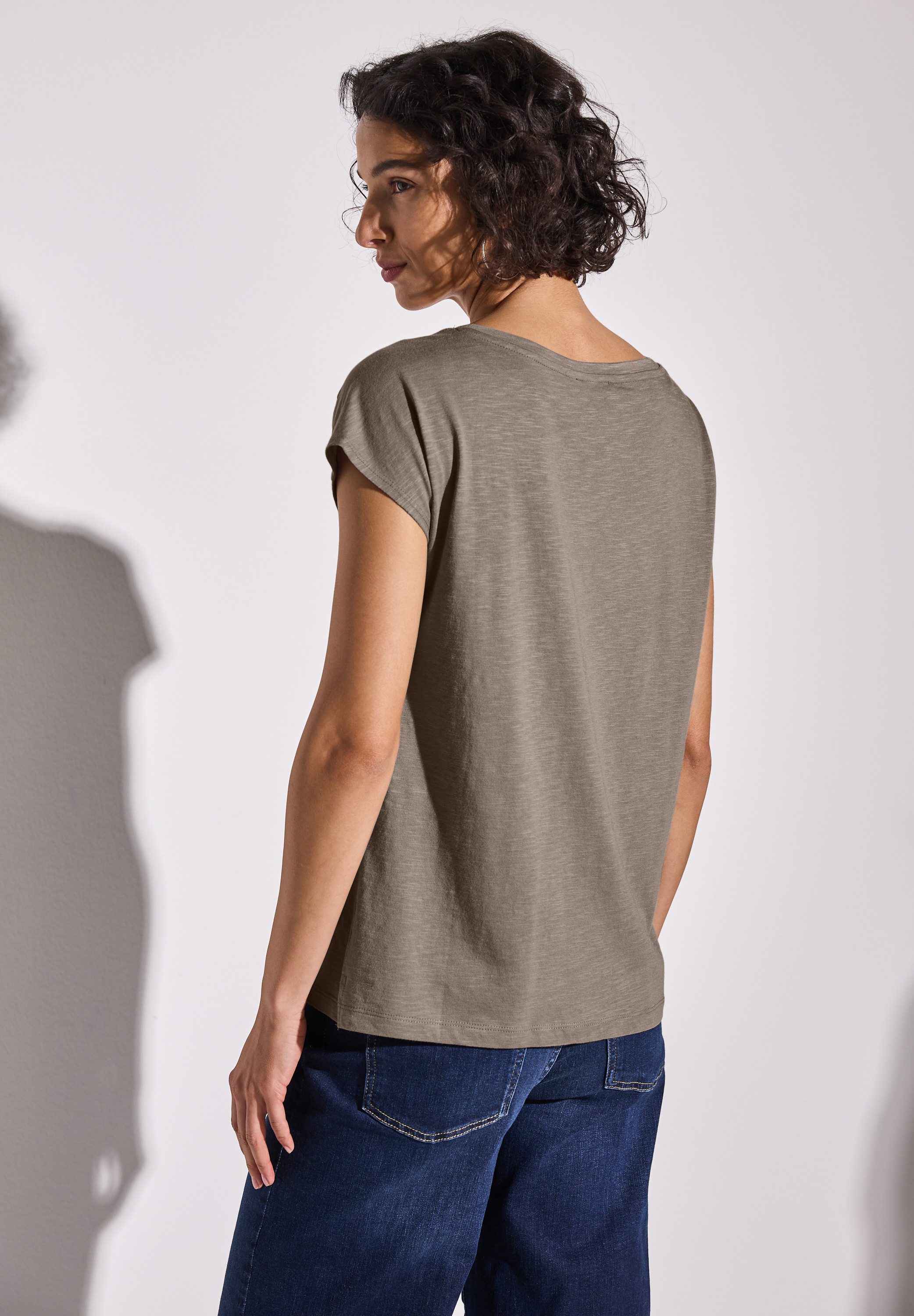STREET ONE T-Shirt mit Seitlichen Einschlitzen günstig online kaufen