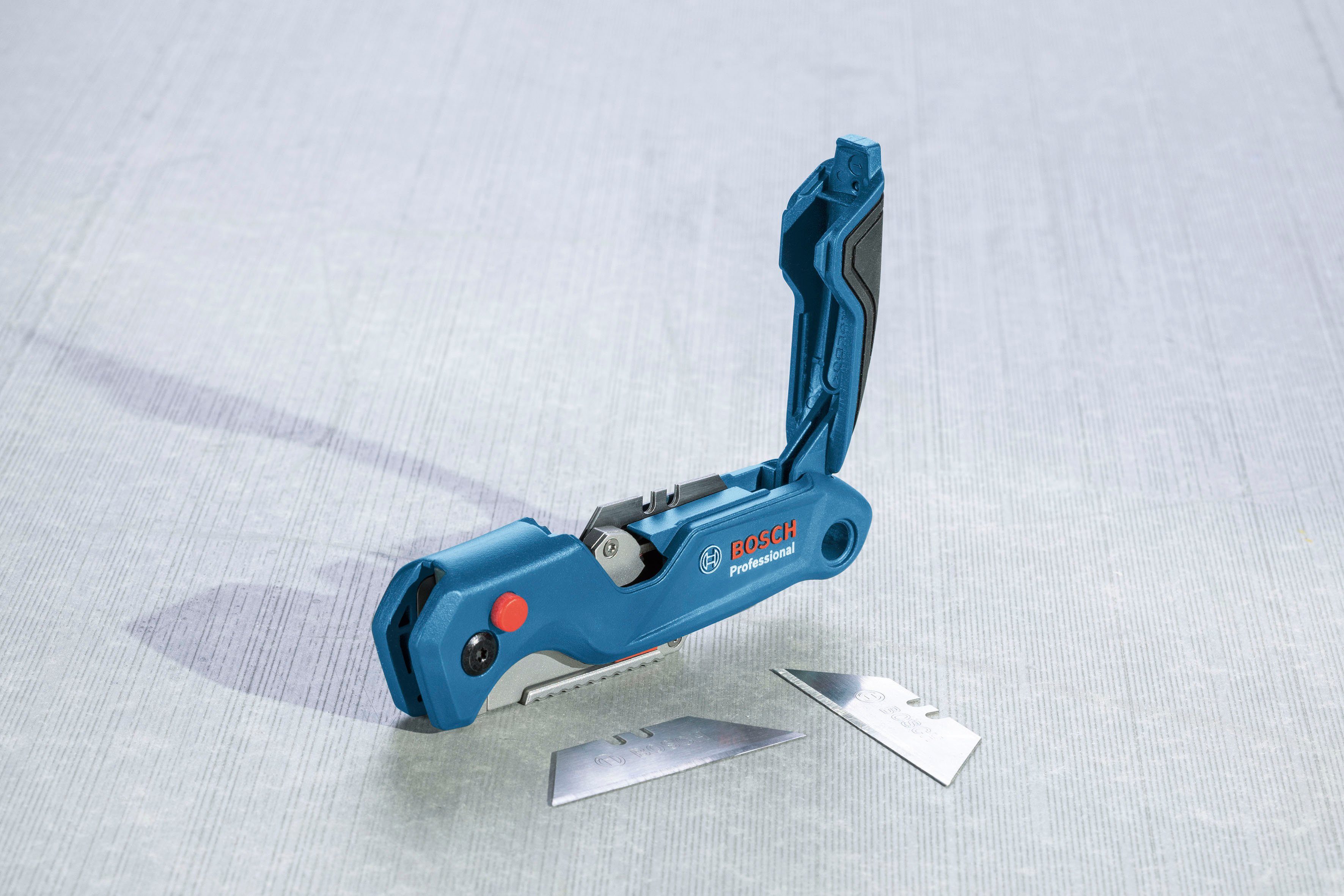 Bosch Professional Cuttermesser (1600A027M4), 3-tlg), Cuttermesser Universal-, Klapp- (Set, und
