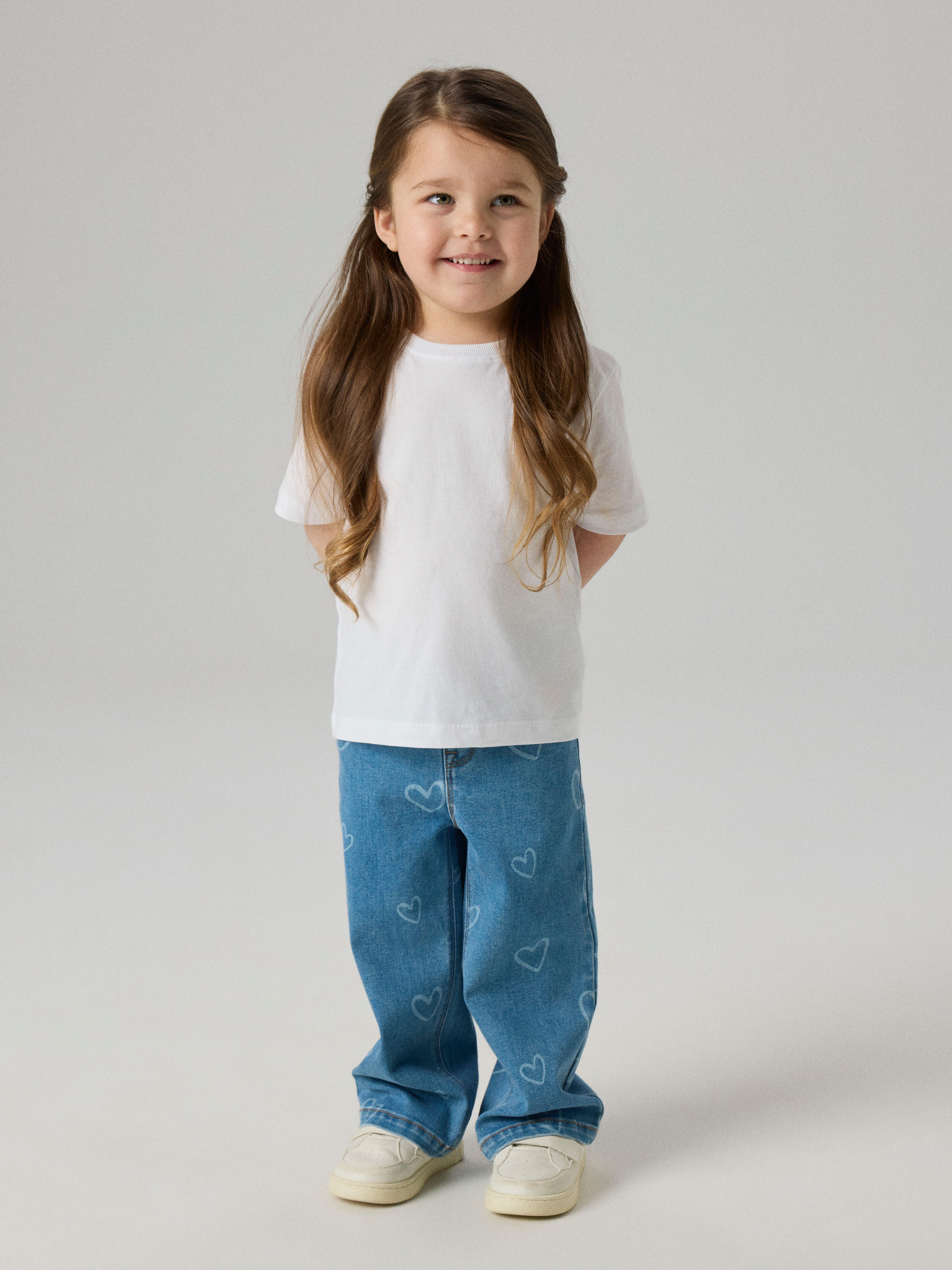 Name It Weite Jeans NMFROSE WIDE AOP JEANS 4044-ON NOOS Baumwollmischung, regular fit, Allover Herzchen Druck