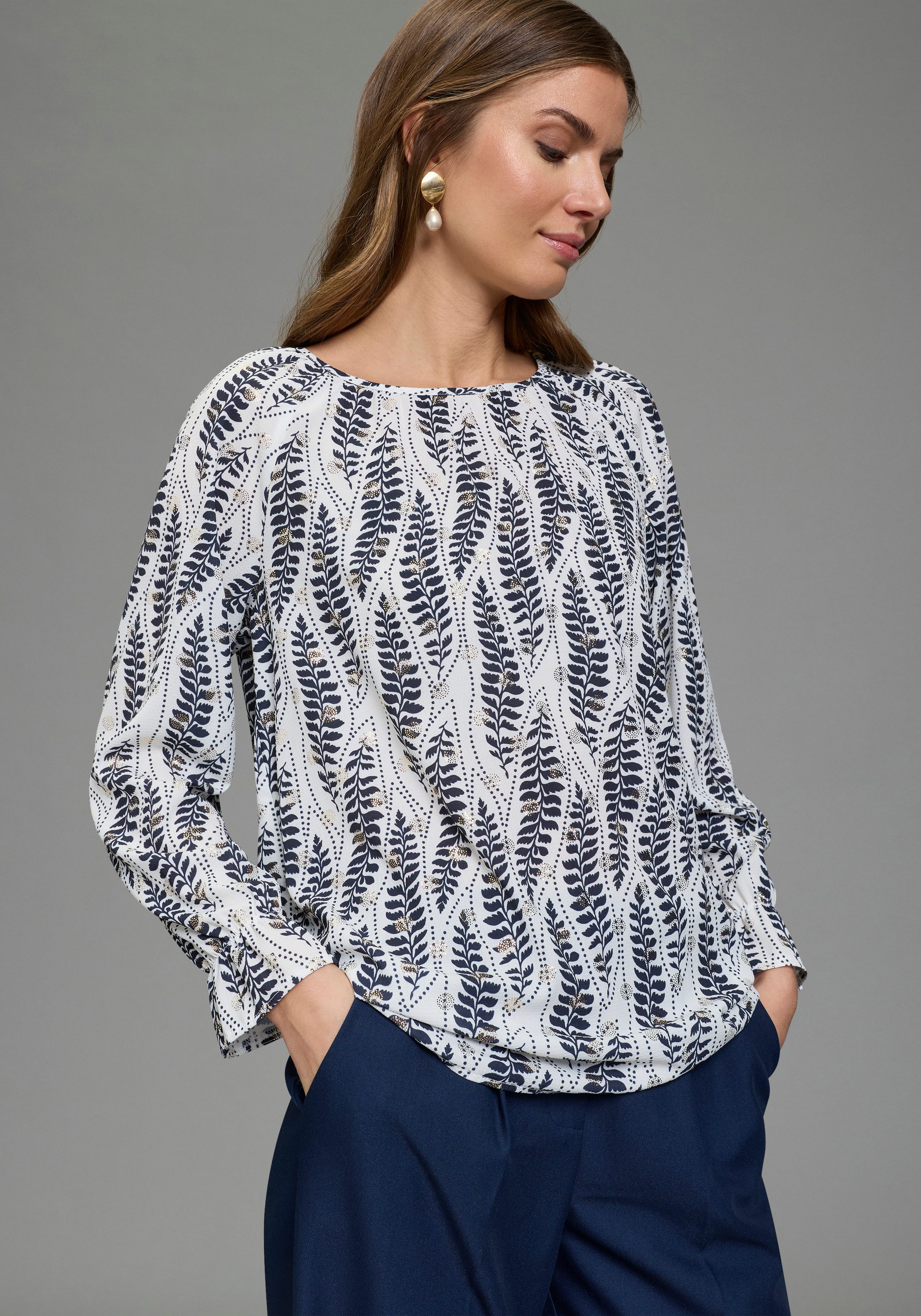 Laura Scott Schlupfbluse für Partymode und Festtagsmode, bedruckt, aus Polyester und Elasthan. € 49,99, (€ 49,99 pro 1 Stk).