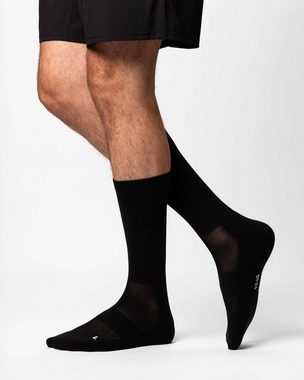 SNOCKS Laufsocken Hohe Running Socken für Damen & Herren (4-Paar) mit Fersenlasche und atmungsaktiv durch Mesh