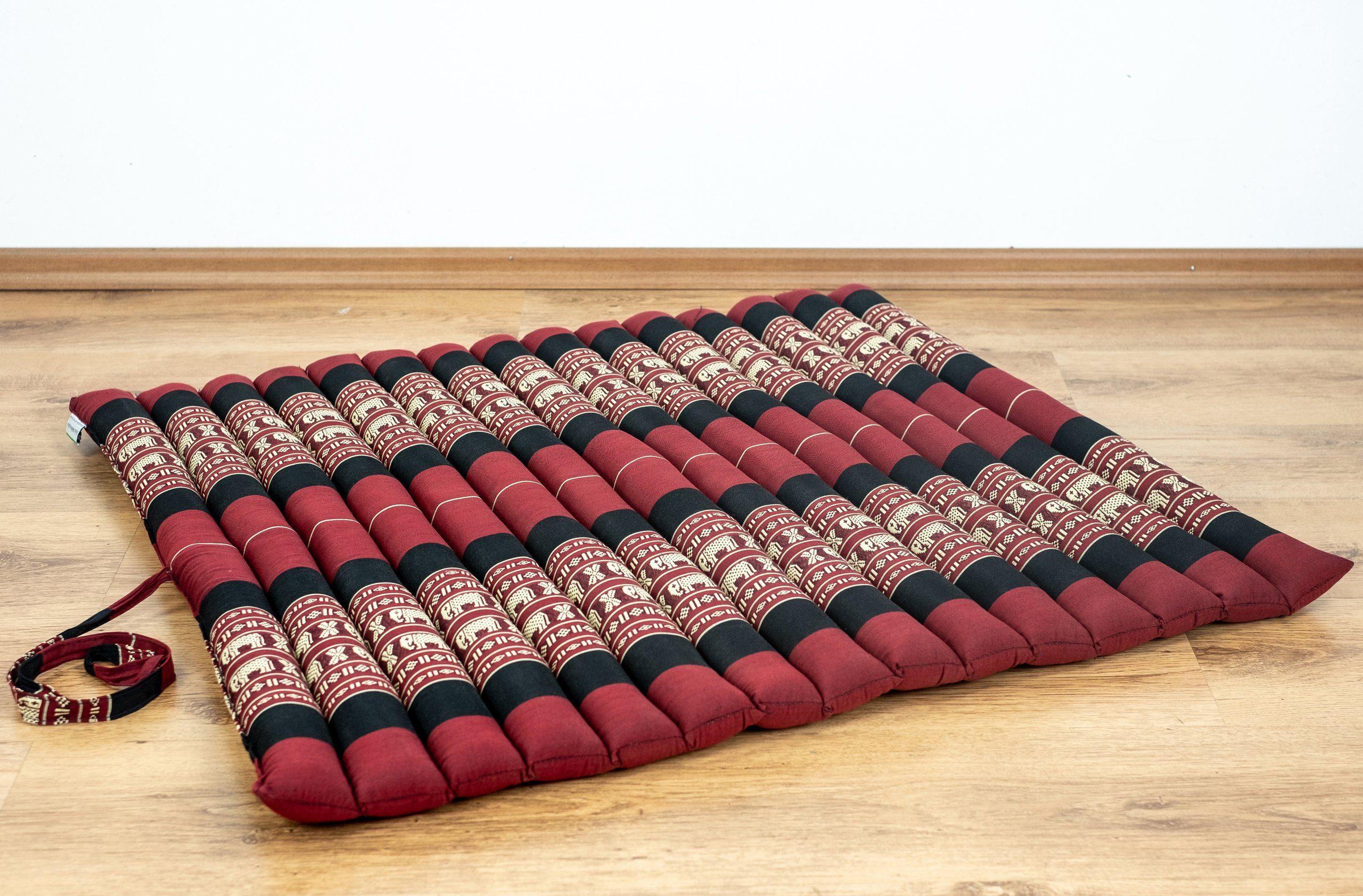 livasia Sitzkissen Steppkissen 75 cm, vegan und handgefertigt, 75x75x4,5cm, Kapok