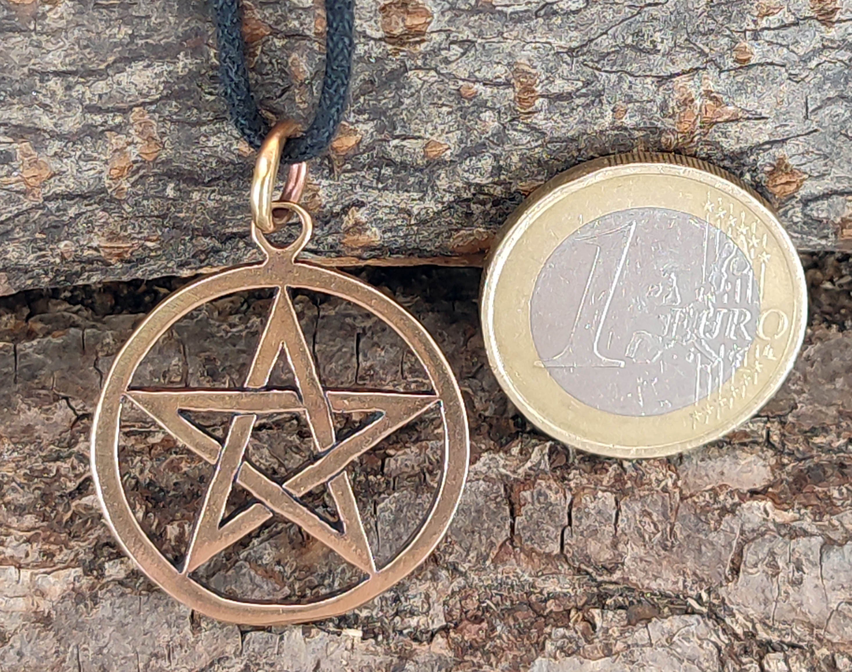 Kiss of Leather Kettenanhänger Magie Pentacle weiße Hexe Anhänger Pentagram Schutz Zauber Bronze Pentagramm