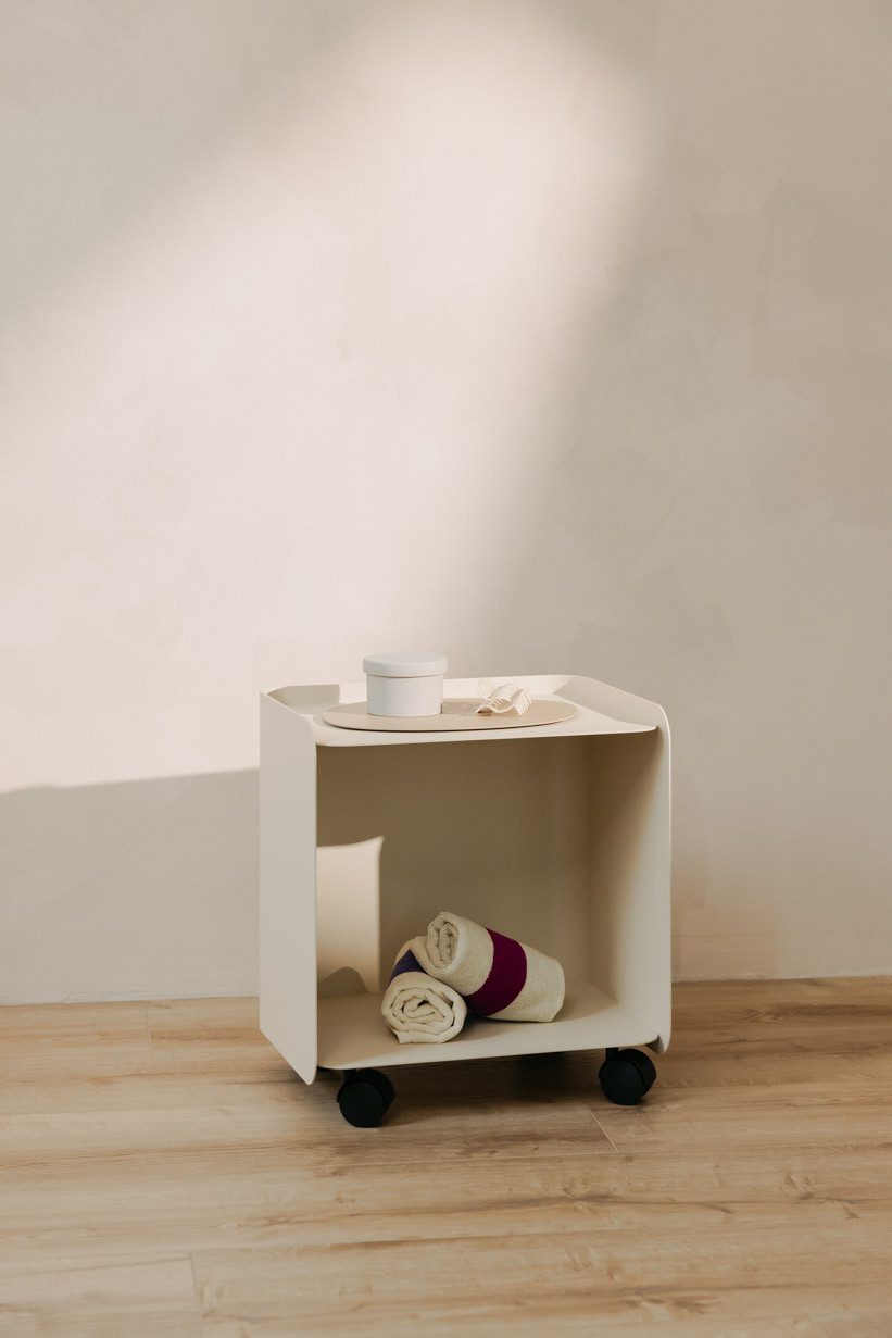 Metallbude Rollcontainer JUNO, variabel nutzbar als Beistelltisch, Nachttisch oder Organizer