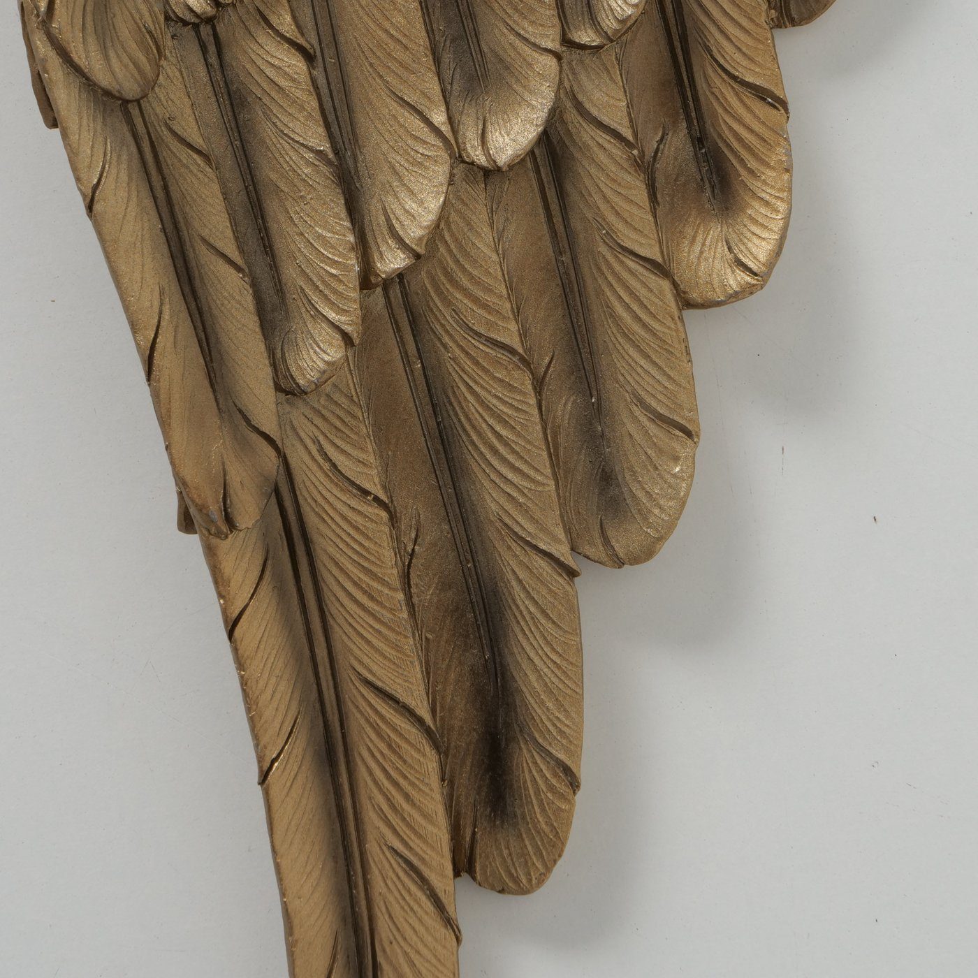 Engel gold BOLTZE Kunstharz H41cm, Engelsflügelpaar "Cosmo" in Wanddekoobjekt aus