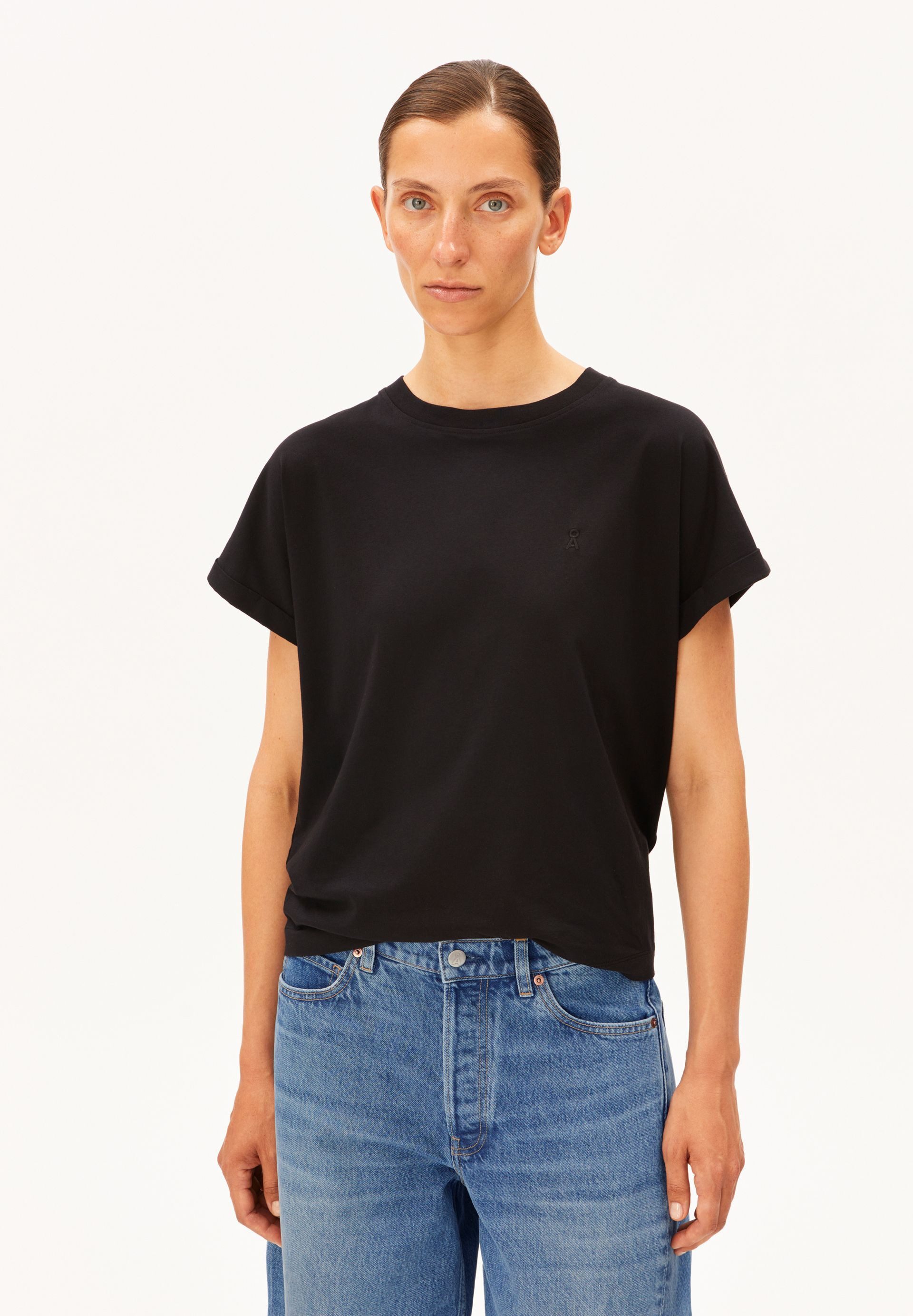 T-Shirt IDAARA T-Shirt aus 100% Bio-Baumwolle