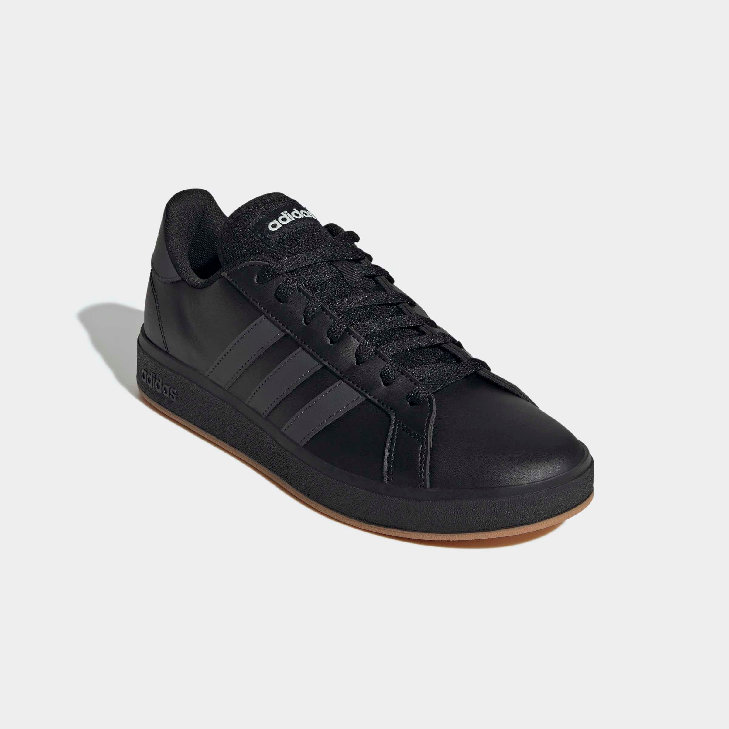 adidas Sportswear GRAND COURT TD LIFESTYLE COURT CASUAL Sneaker Design auf den Spuren des adidas Superstar. Reduzierter Preis € 42,99. Unverbindliche Preisempfehlung € 55,00