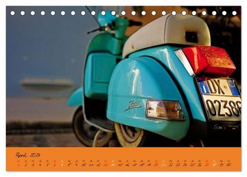 CALVENDO Wandkalender Vespa Liebe (Tischkalender 2024 DIN A5 quer), CALVENDO Monatskalender