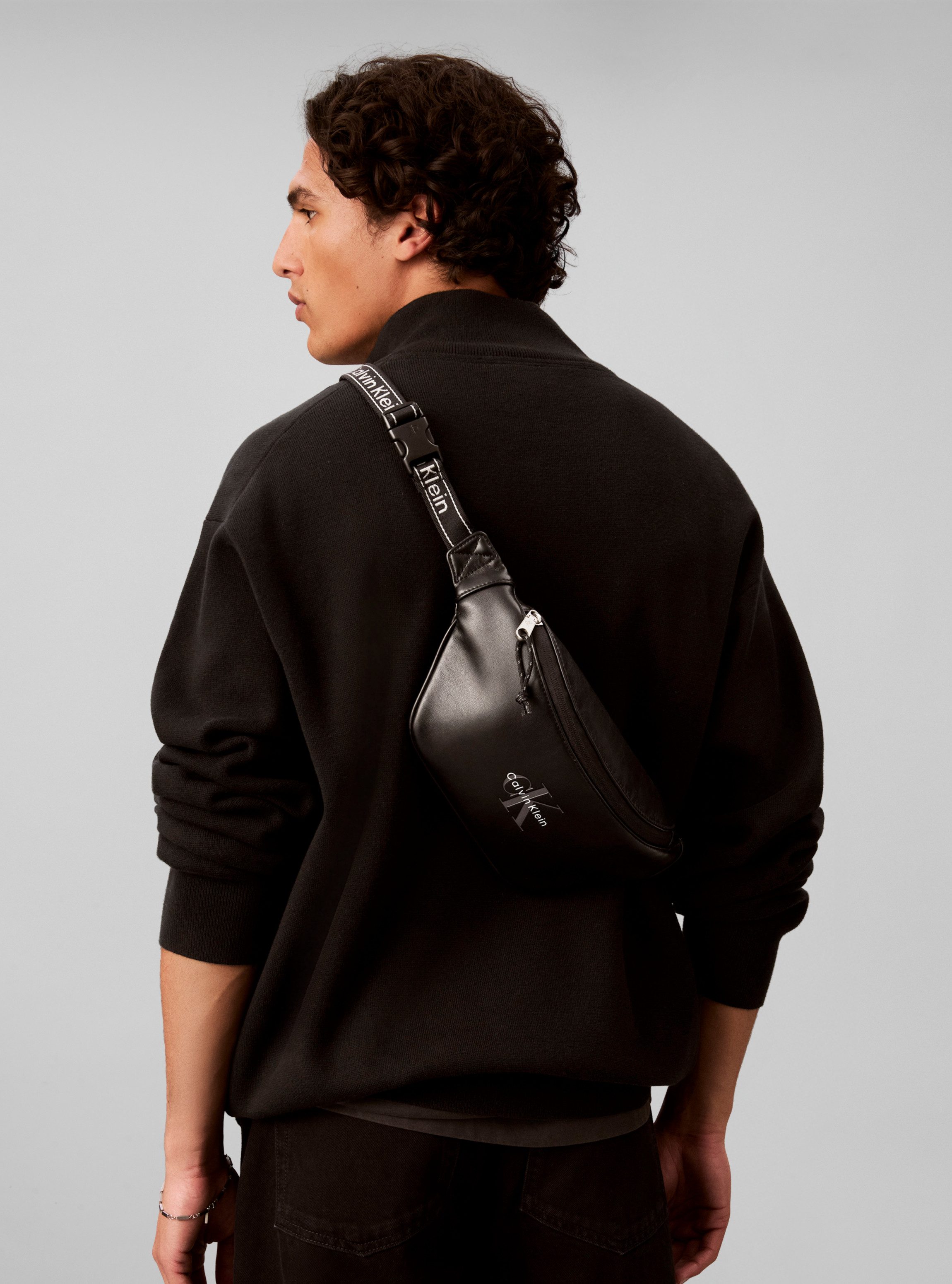 Calvin Klein Gürteltasche BOLD LOGO WEBBING WAISTBAG, Unisex Minibag, Bauchtasche mit Logoschriftzug
