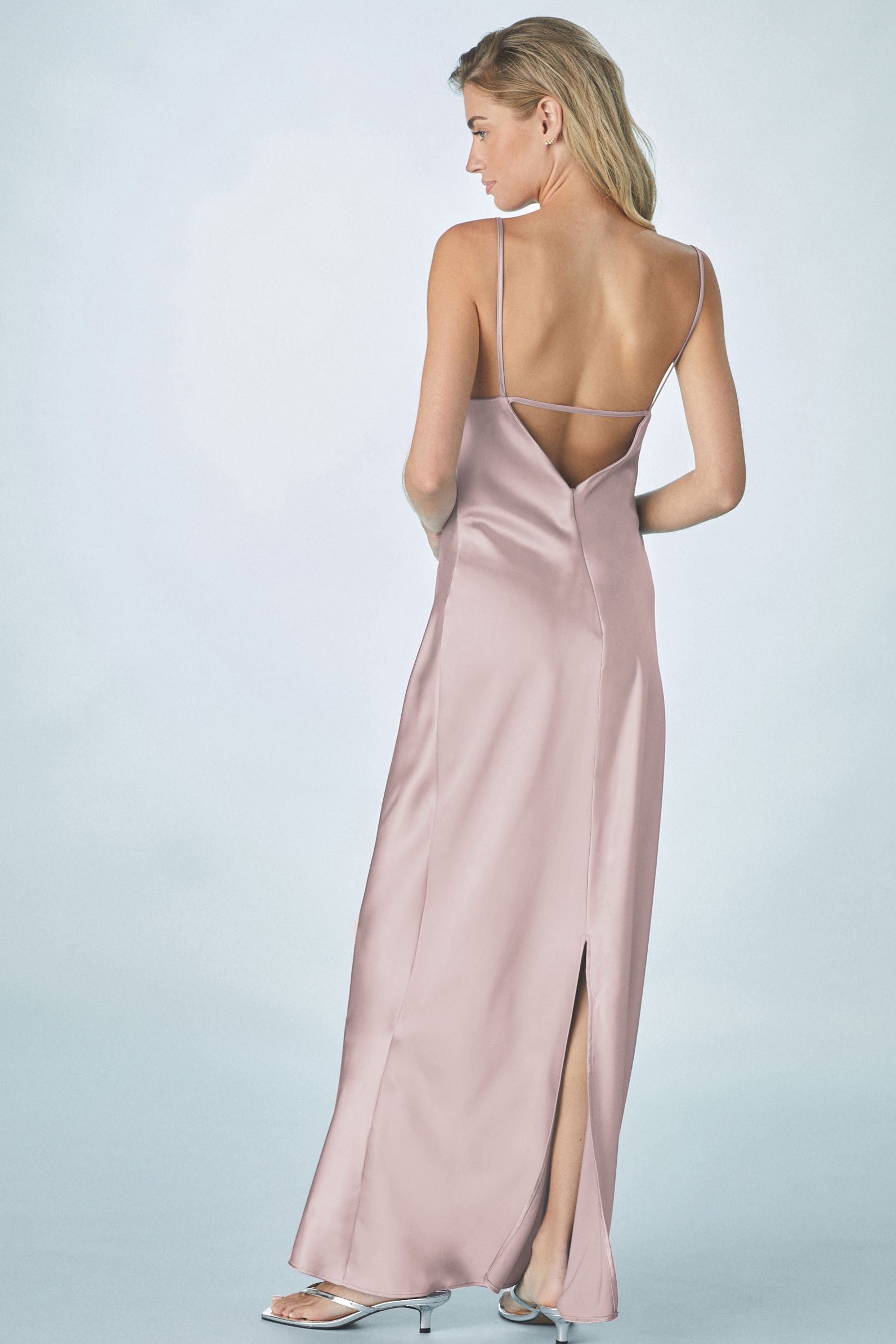 Next Satinkleid Langes Satin-Brautjungfernkleid Rückenausschnitt (1-tlg) günstig online kaufen