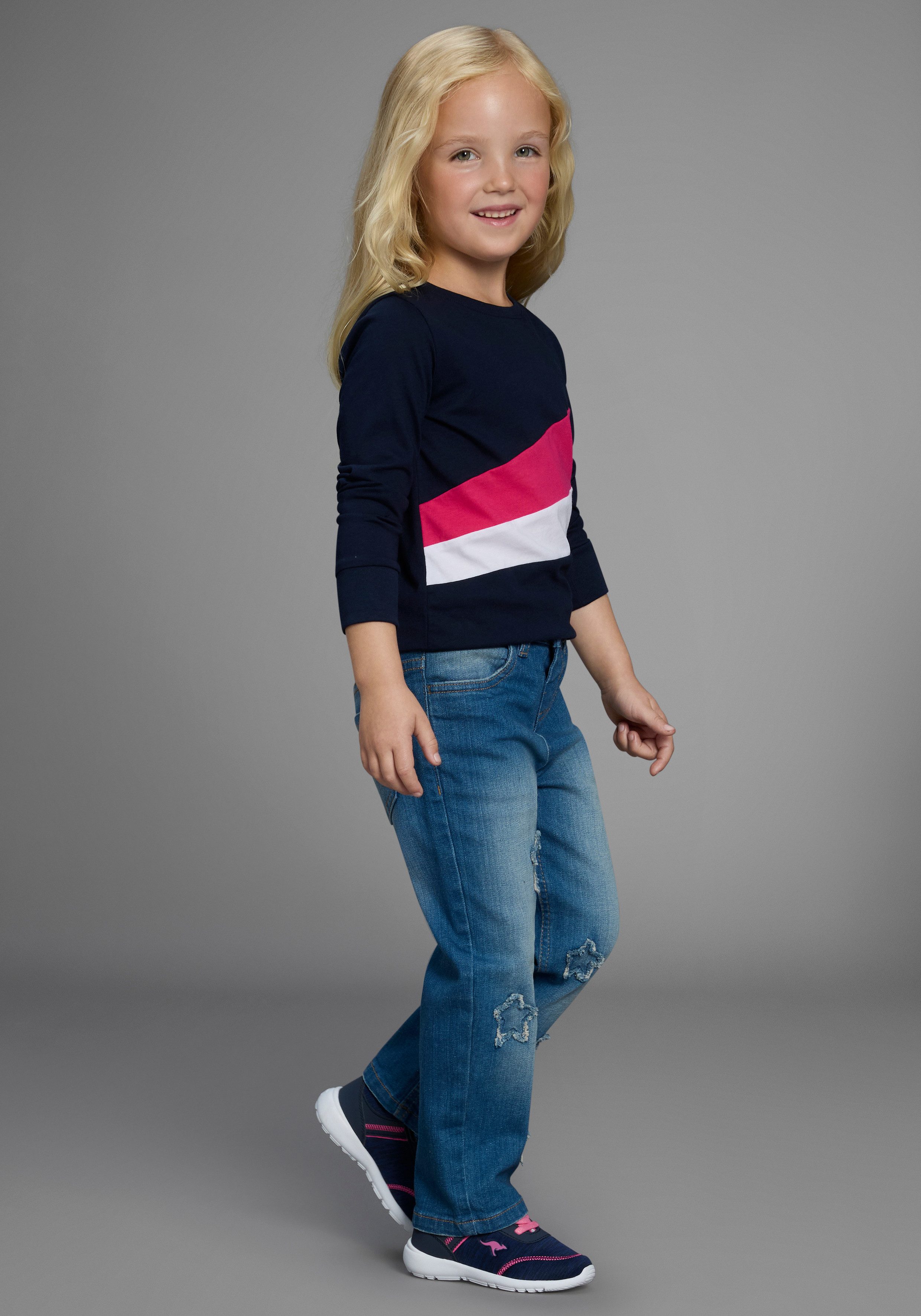 KangaROOS Stretch-Jeans Stretchjeans mit Applikation Jeans mit süßen Sternen-Aufnähern