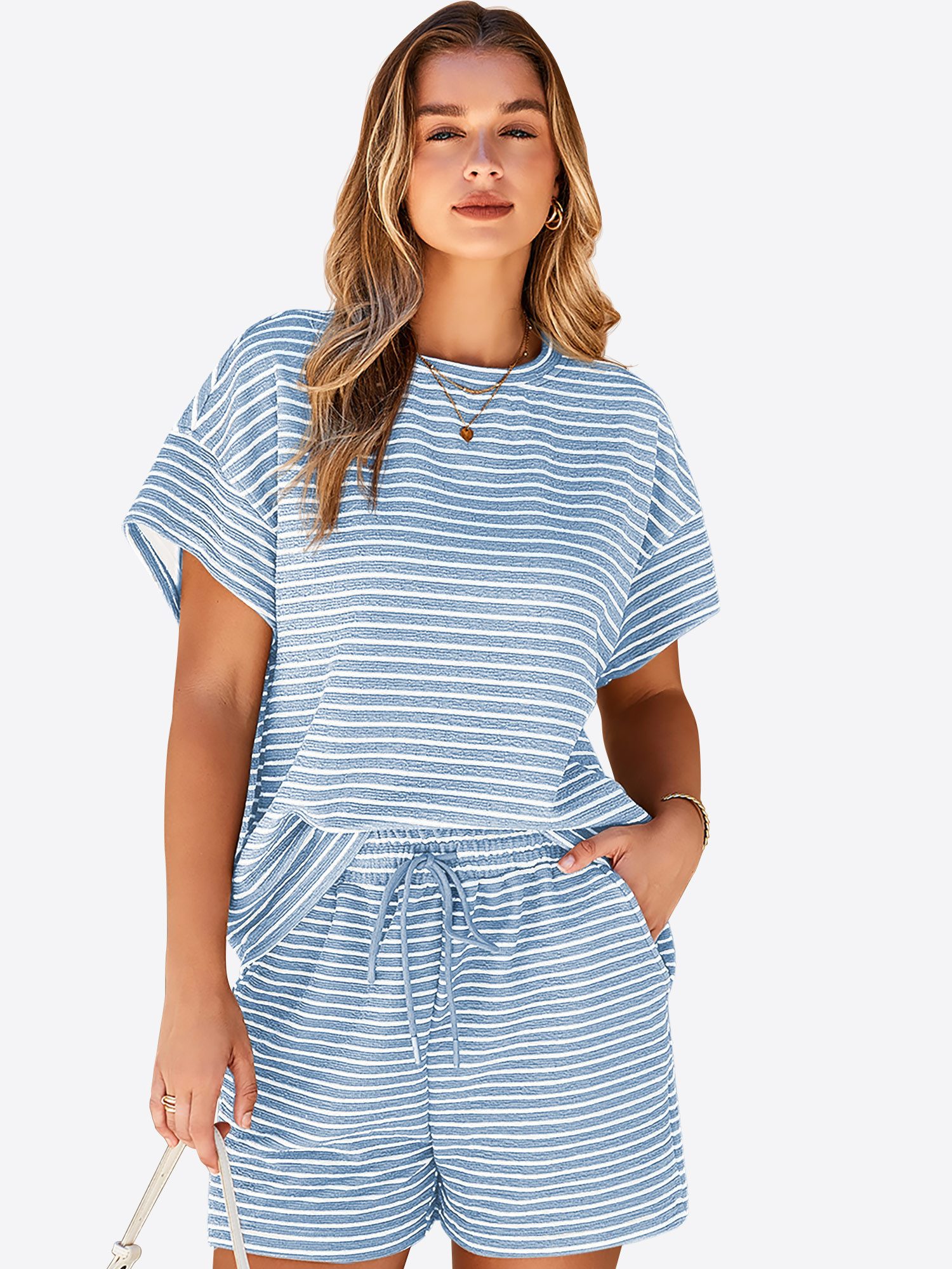 Imily Bela Hausanzug Damen Sommer 2-teiliges Set Casual Lounge (Set, 1 tlg., 2er-Pack, gestreiftes T-Shirt+Shorts mit Kordelzug) gestreift mit Kordelzug und innenliegendem Gummizug