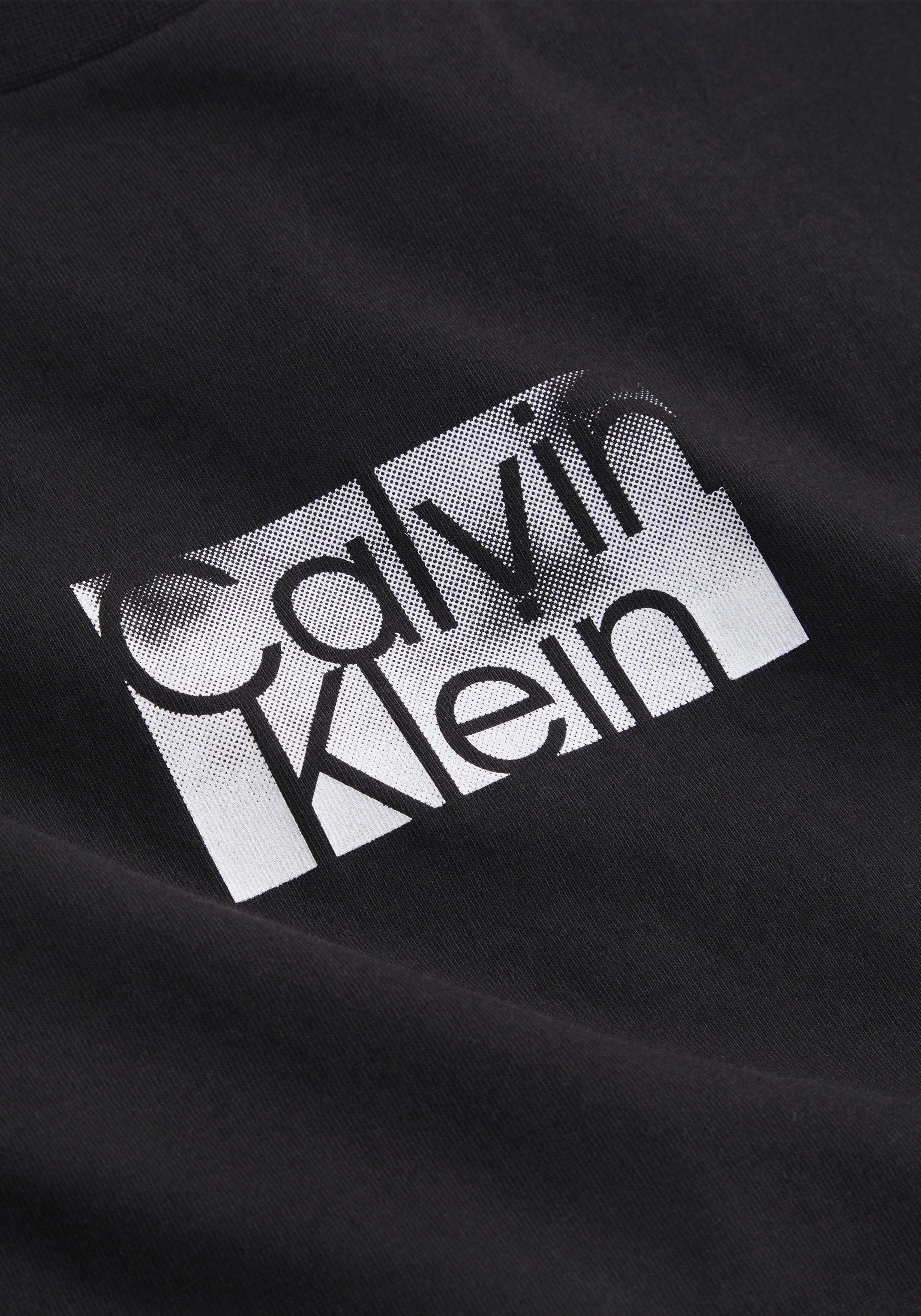 Calvin Klein Klein auf Brust Kurzarmshirt mit Logodruck der Calvin