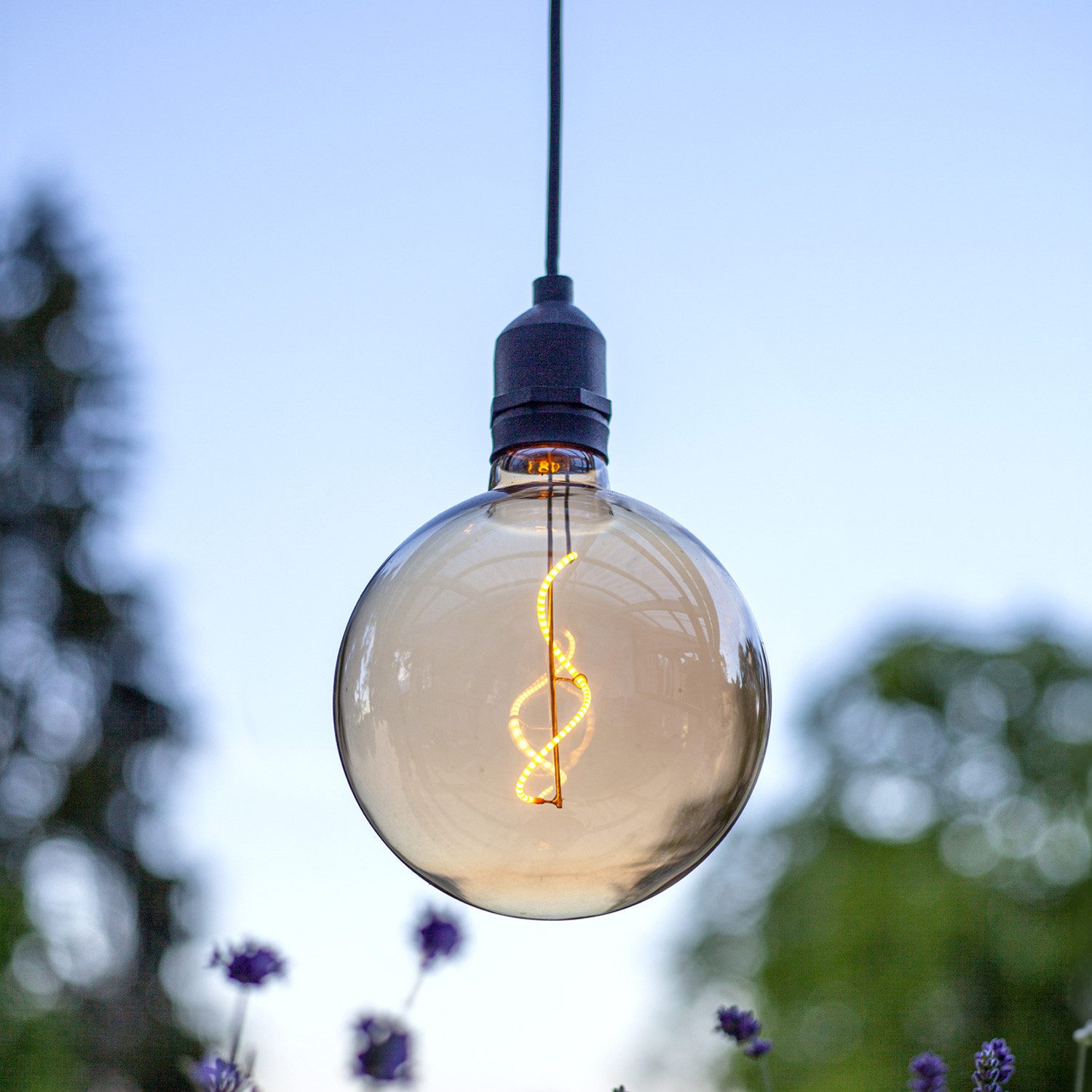 STAR TRADING LED Kugelleuchte LED Leuchtkugel Hängeleuchte Glaskugel 12,5cm für Garten Außen orange, LED Classic, warmweiß (2100K bis 3000K)