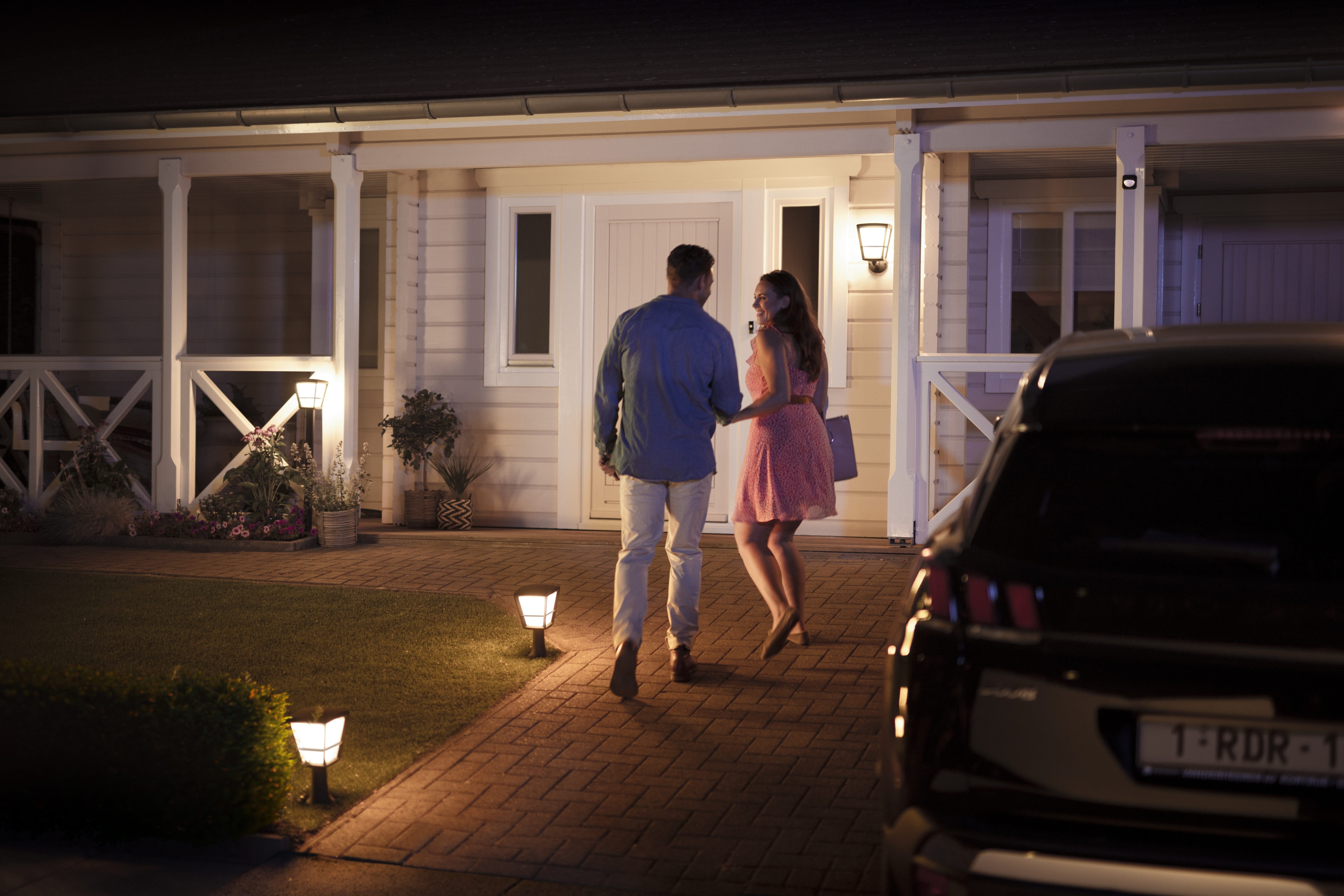 Philips Hue Bewegungsmelder Outdoor Sensor schwarz, (1-St), kabellos, batteriebetrieben, Tageslicht- und Bewegungserkennung – Bild 4 von 5